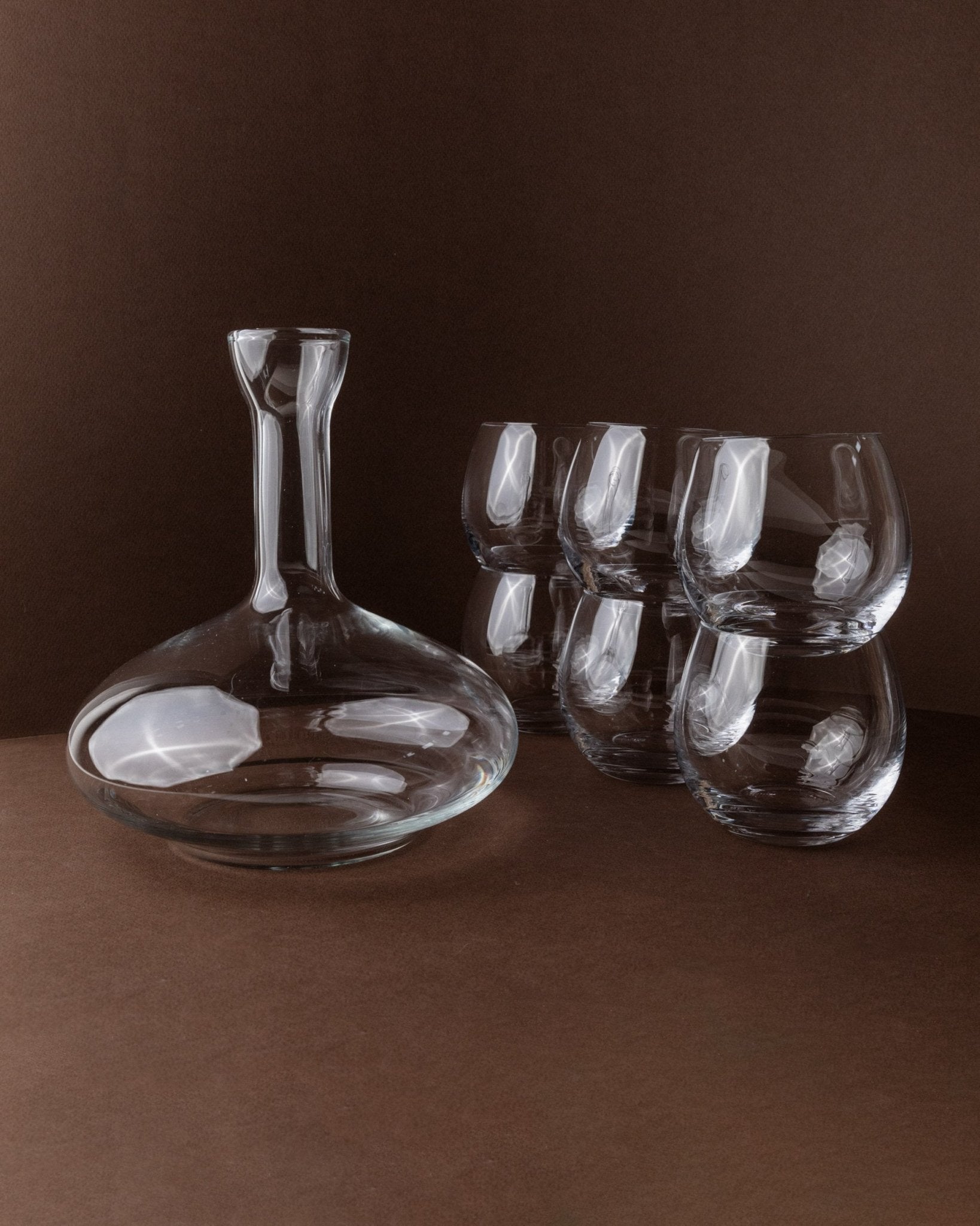 Vintage set of drinking glasses and decanter - 6 round wine glasses and  carafe, clear glass - timeless design Italy 80s