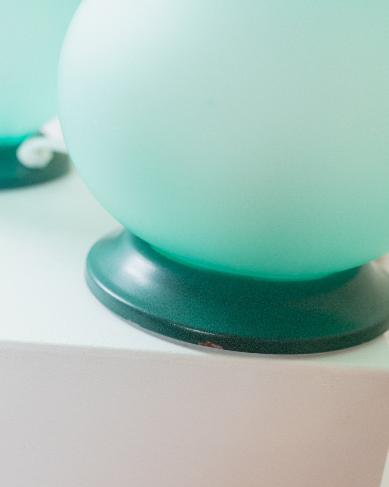 1 of 2 Mushroom table lamps in mint and green Murano glass - Italy Mid Century 1980s - Bottega Jacobs