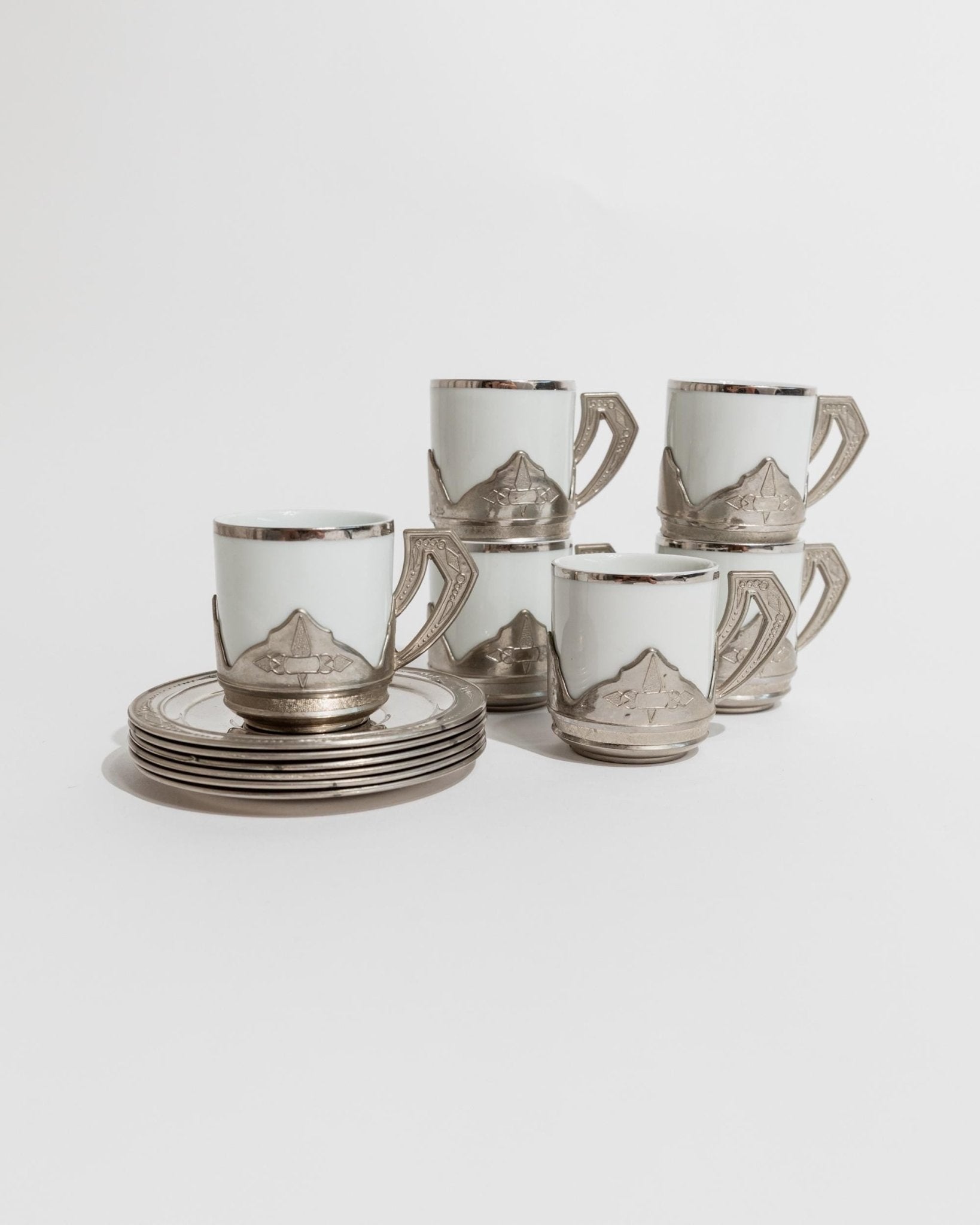 12 - Piece Vintage Coffee Set with Saucers - Porcelain with Metal Holders, Ornate Saucers - Monopoli Italy 60s, Elegant Table Decor, Gift Idea_Bottega Jacobs