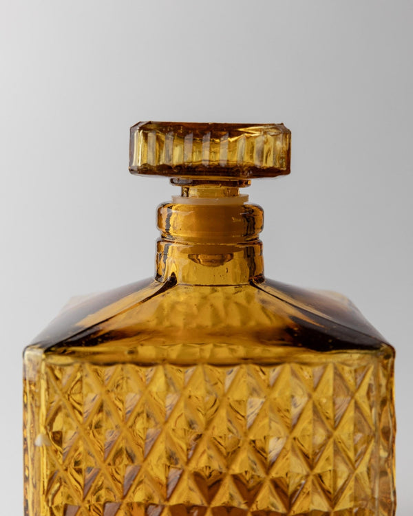 2 Vintage Diamond Point Amber Glass Decanter - Square Liquor Bottles with Stopper - Mid Century Design 70s - Elegant Gift Idea, table Decor_Bottega Jacobs