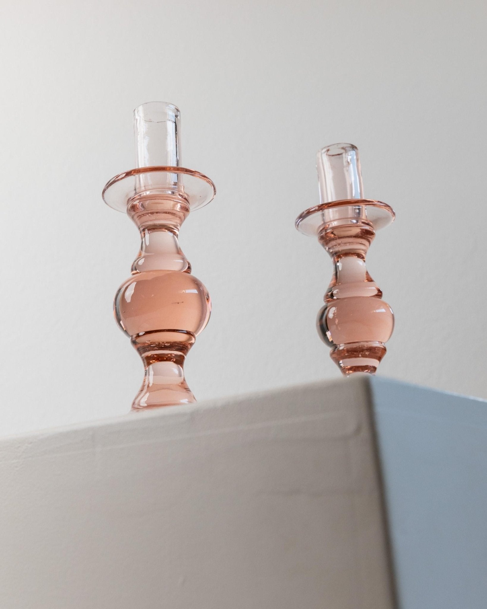 2 Vintage Glass Candle Holders peach - Simple Timeless Ball Design - Italy 1980s - Retro Candle Holders, Table Decoration, Gift Idea_Bottega Jacobs