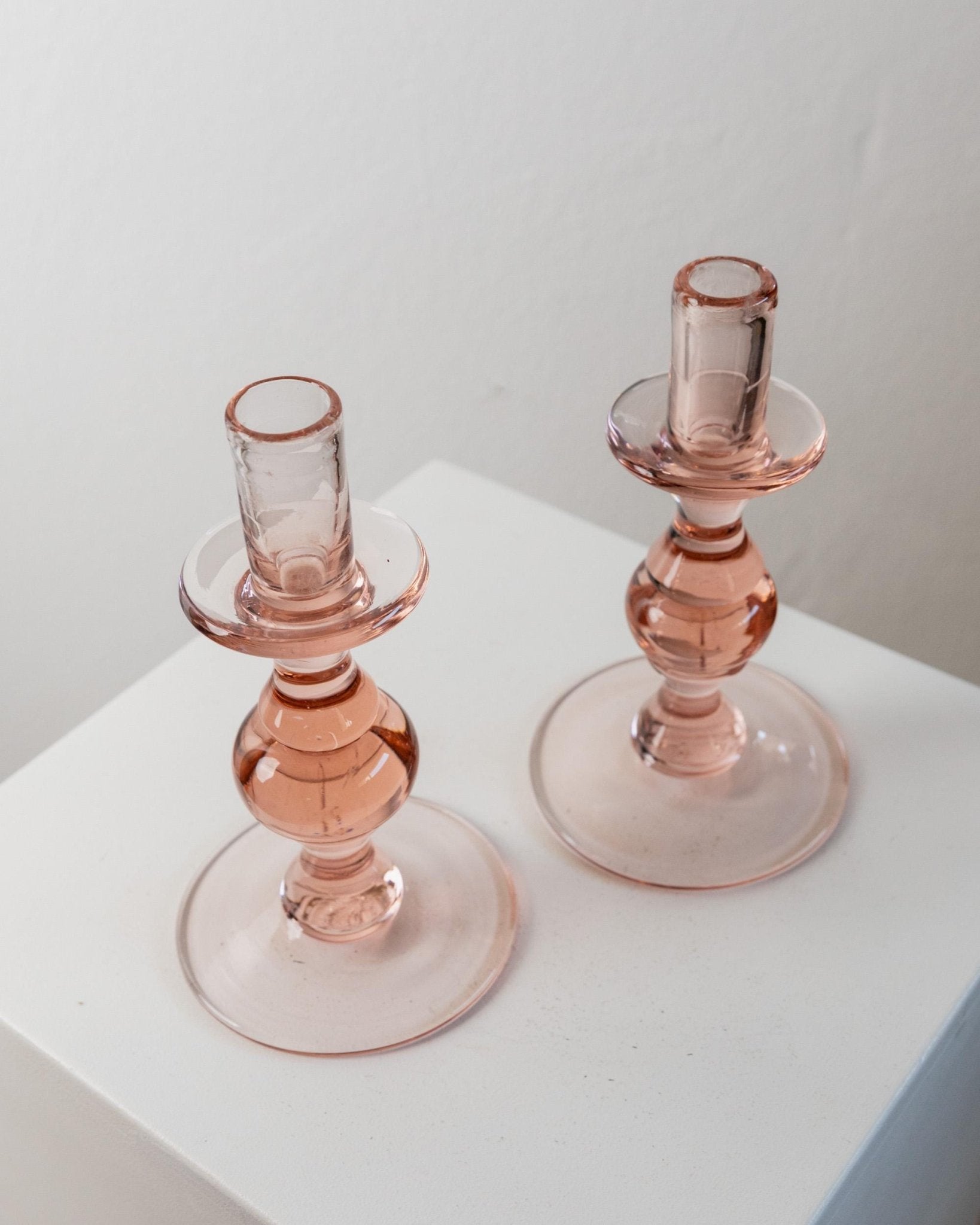 2 Vintage Glass Candle Holders peach - Simple Timeless Ball Design - Italy 1980s - Retro Candle Holders, Table Decoration, Gift Idea_Bottega Jacobs