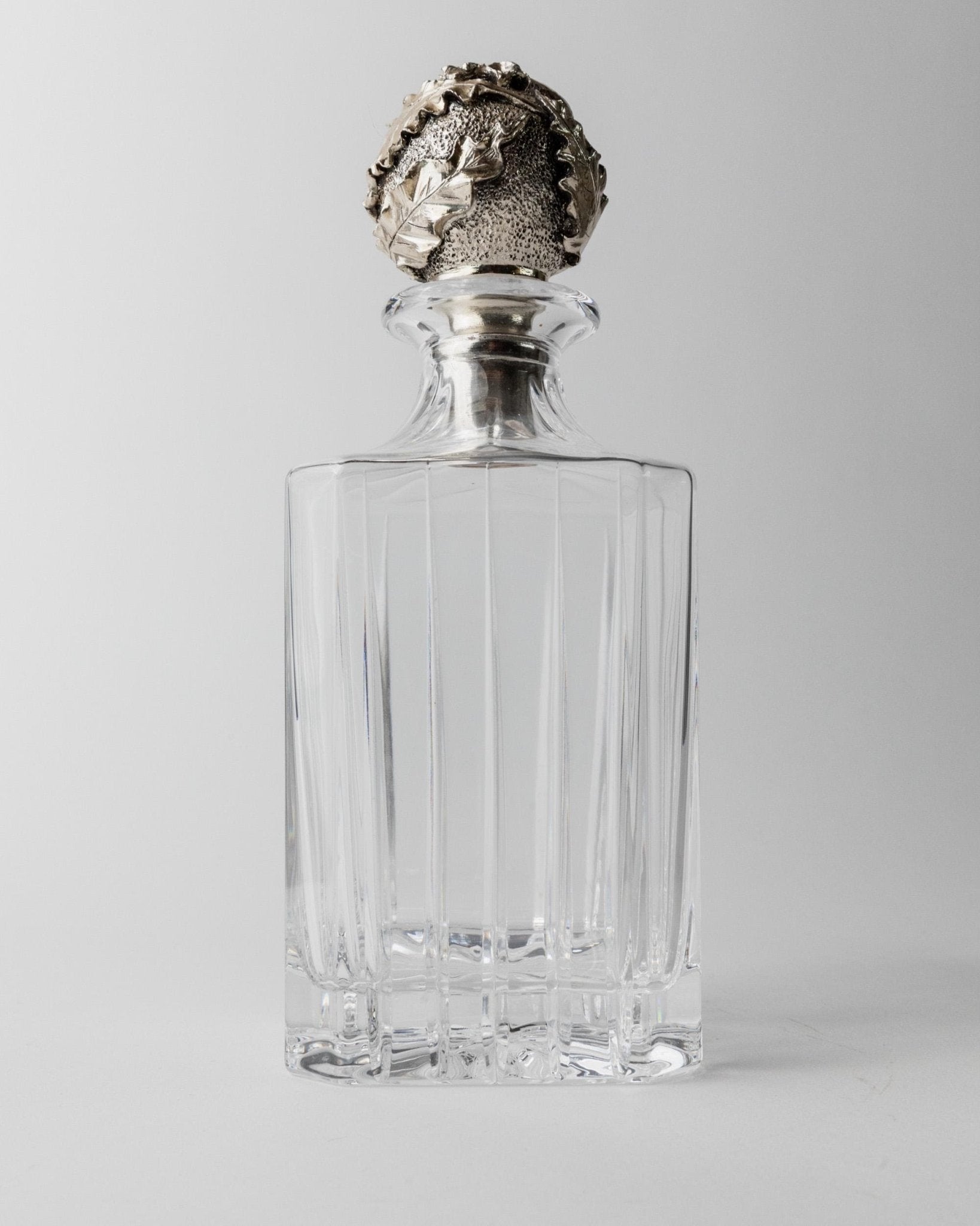 2 Vintage Glass Decanters with silver - plated Stoppers in Oak Motif - Art Deco Style Italy 1950s - Gift, Bar Accessory for Whiskey, Liquor_Bottega Jacobs