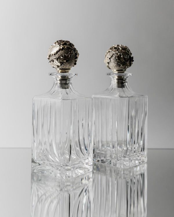 2 Vintage Glass Decanters with silver - plated Stoppers in Oak Motif - Art Deco Style Italy 1950s - Gift, Bar Accessory for Whiskey, Liquor_Bottega Jacobs