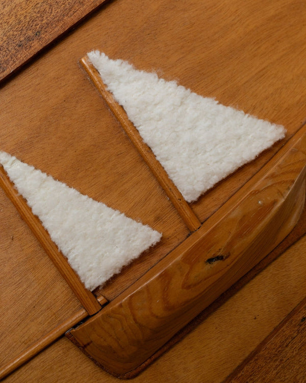 2 vintage wooden boat murals - plastic sailing boats with bouclé wool sails - gift for sailing enthusiasts - France 1960s - Bottega Jacobs