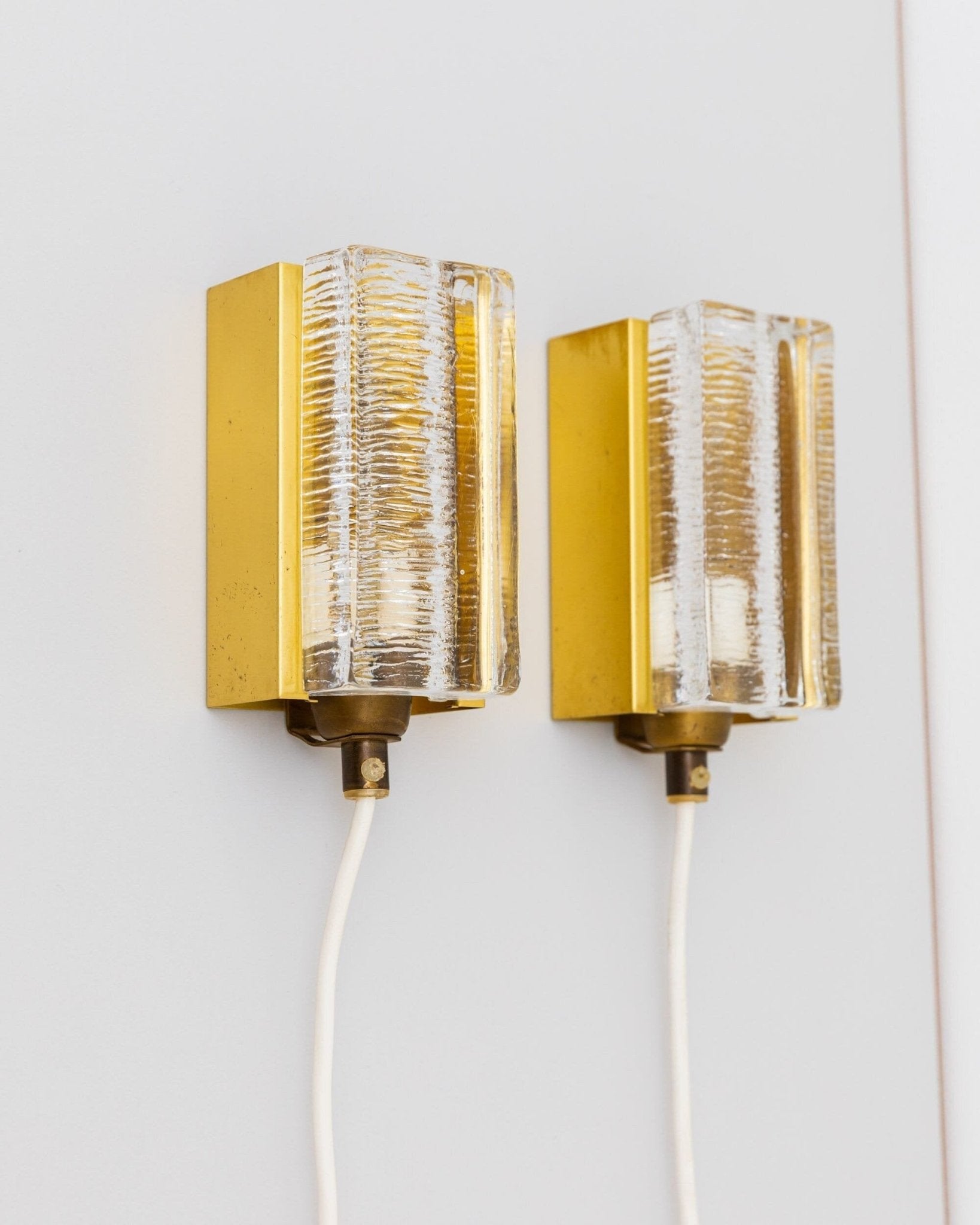 2 Vitrika wall lamps - Danish Atlantic Sconce McM - 1970s - Bottega Jacobs