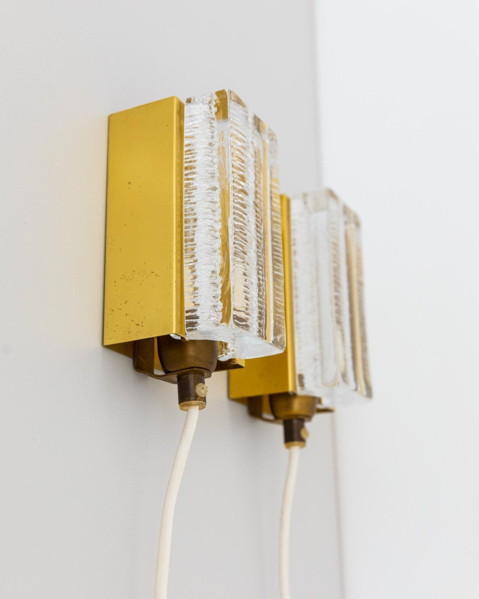 2 Vitrika wall lamps - Danish Atlantic Sconce McM - 1970s - Bottega Jacobs