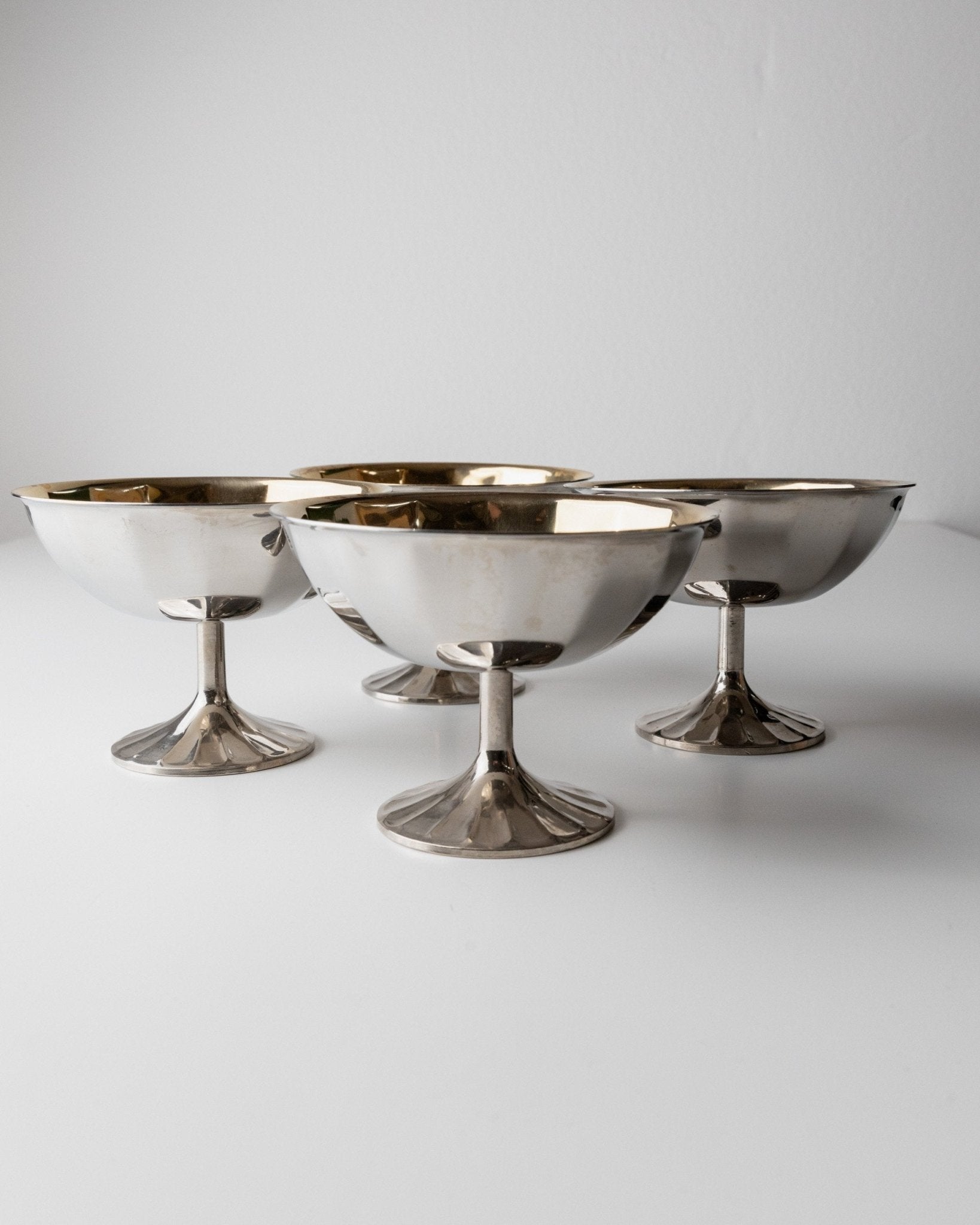 4 vintage champagne bowls silver - plated and gold - plated - timeless mid - century design Italy 1970s - ice cream cups, dessert bowls, gift - Bottega Jacobs