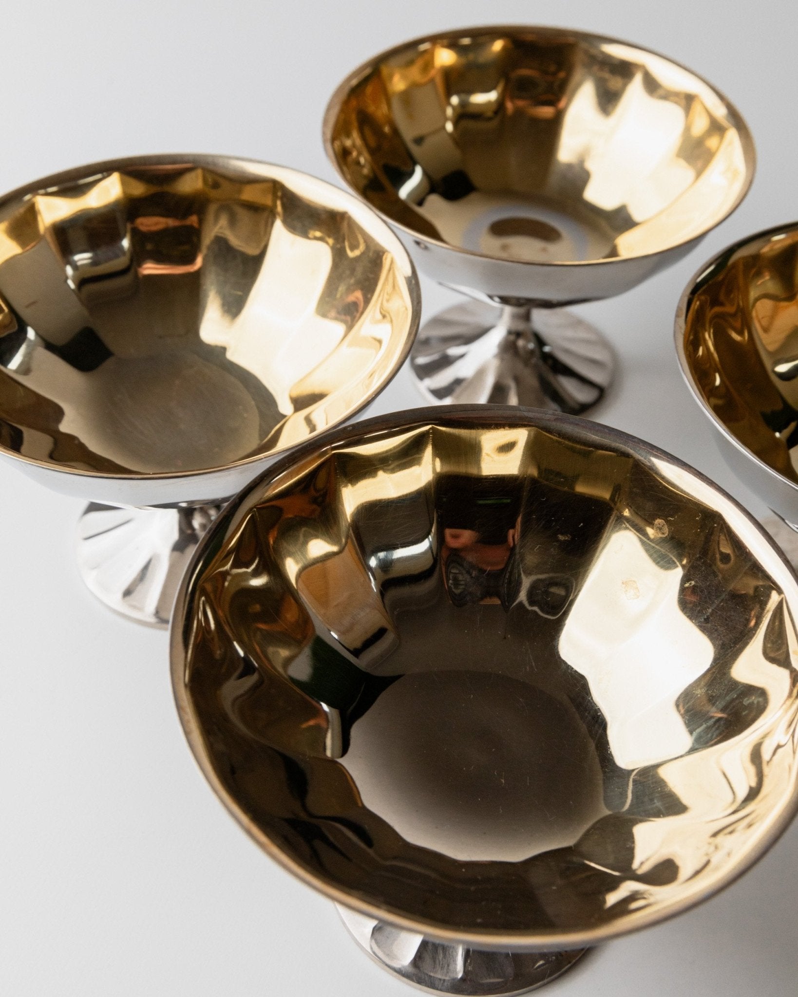 4 vintage champagne bowls silver - plated and gold - plated - timeless mid - century design Italy 1970s - ice cream cups, dessert bowls, gift - Bottega Jacobs