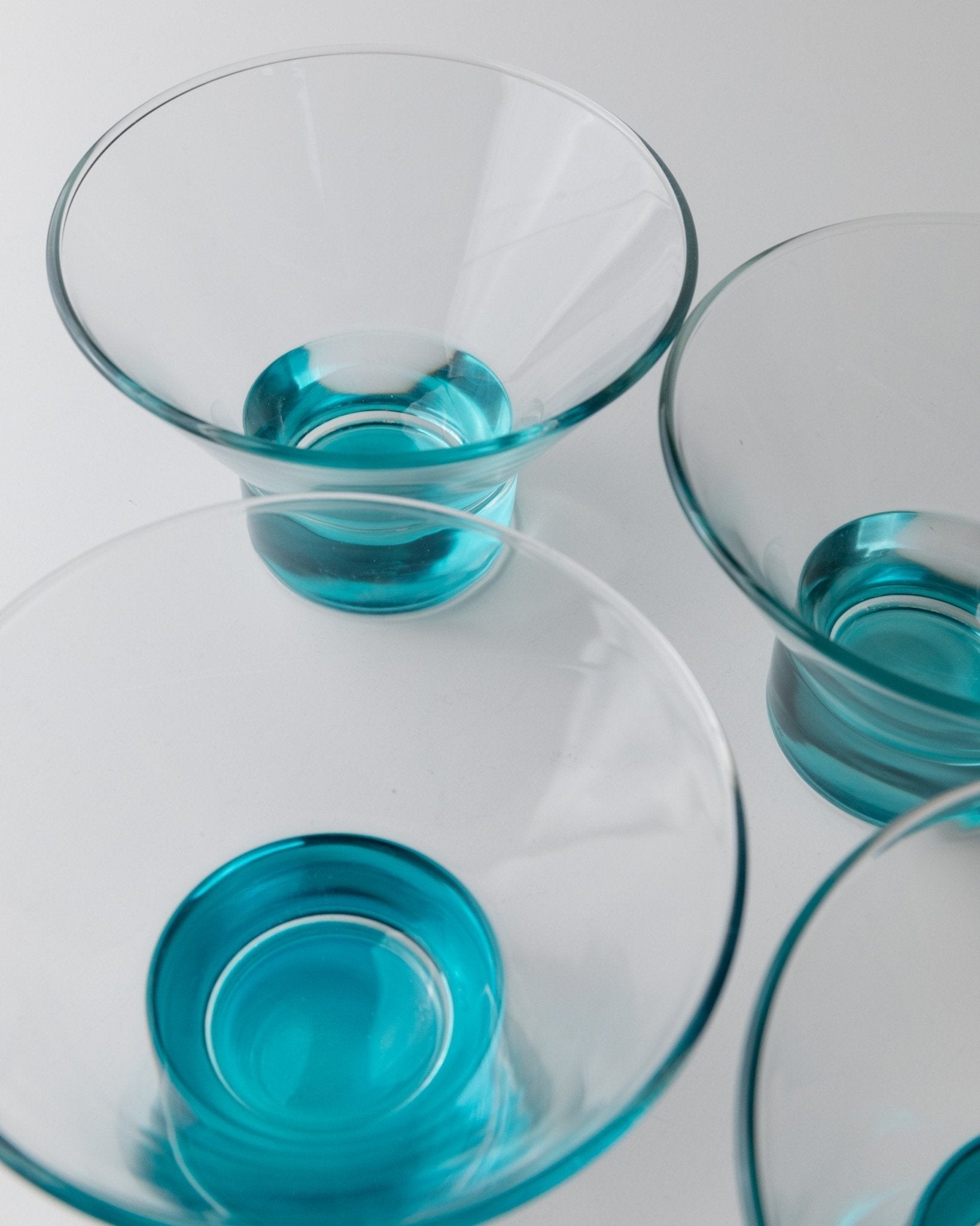5 vintage Murano glass drinking glasses - turquoise bowls - pop art design Italy 80s - retro cocktail glasses, dessert bowls, elegant gift idea - Bottega Jacobs