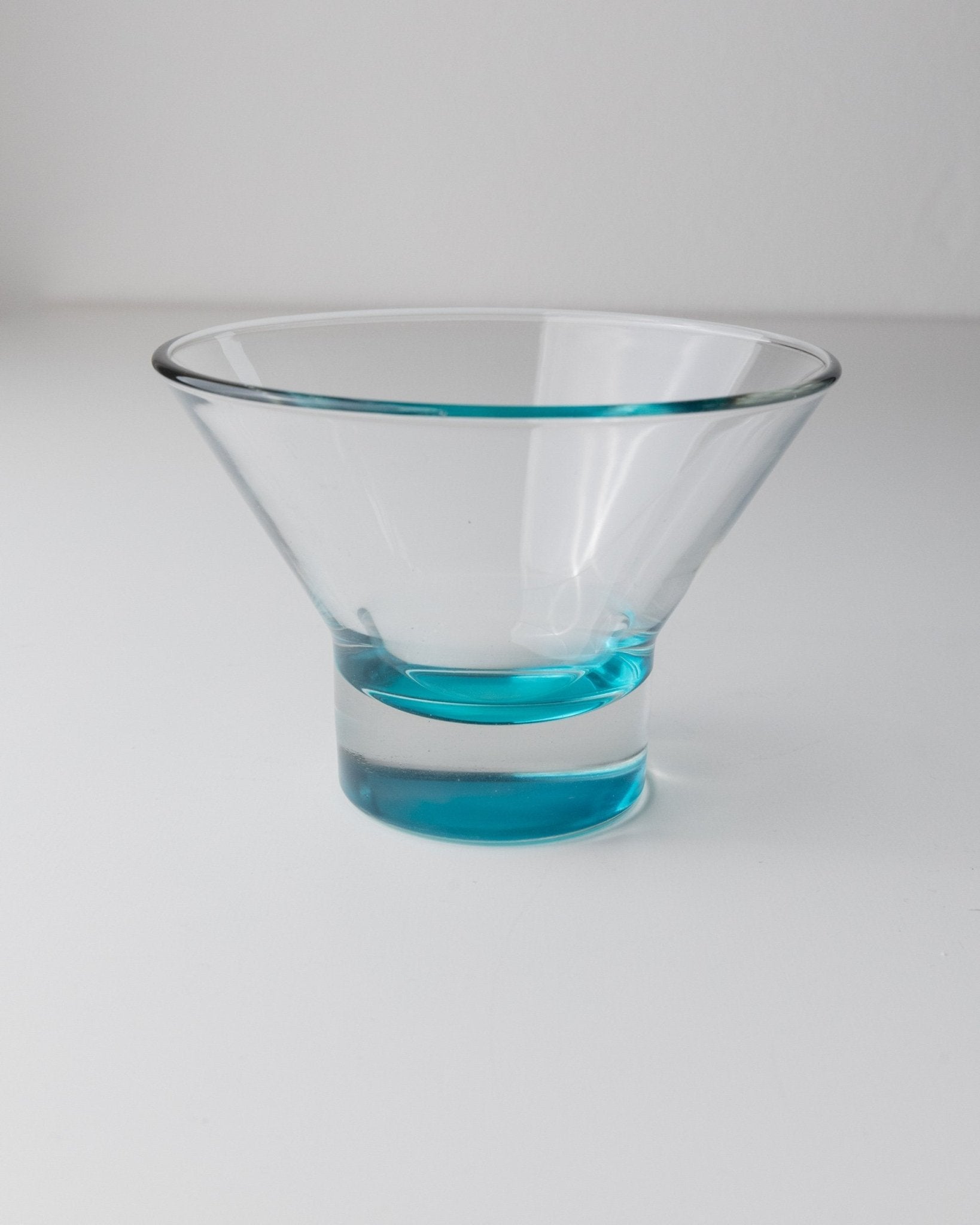5 vintage Murano glass drinking glasses - turquoise bowls - pop art design Italy 80s - retro cocktail glasses, dessert bowls, elegant gift idea - Bottega Jacobs
