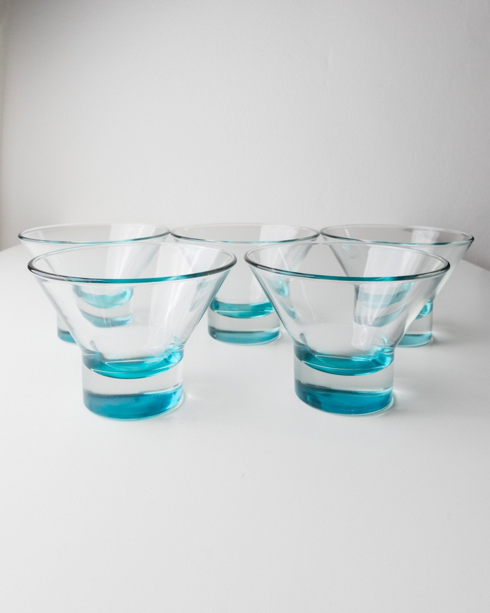 5 vintage Murano glass drinking glasses - turquoise bowls - pop art design Italy 80s - retro cocktail glasses, dessert bowls, elegant gift idea - Bottega Jacobs