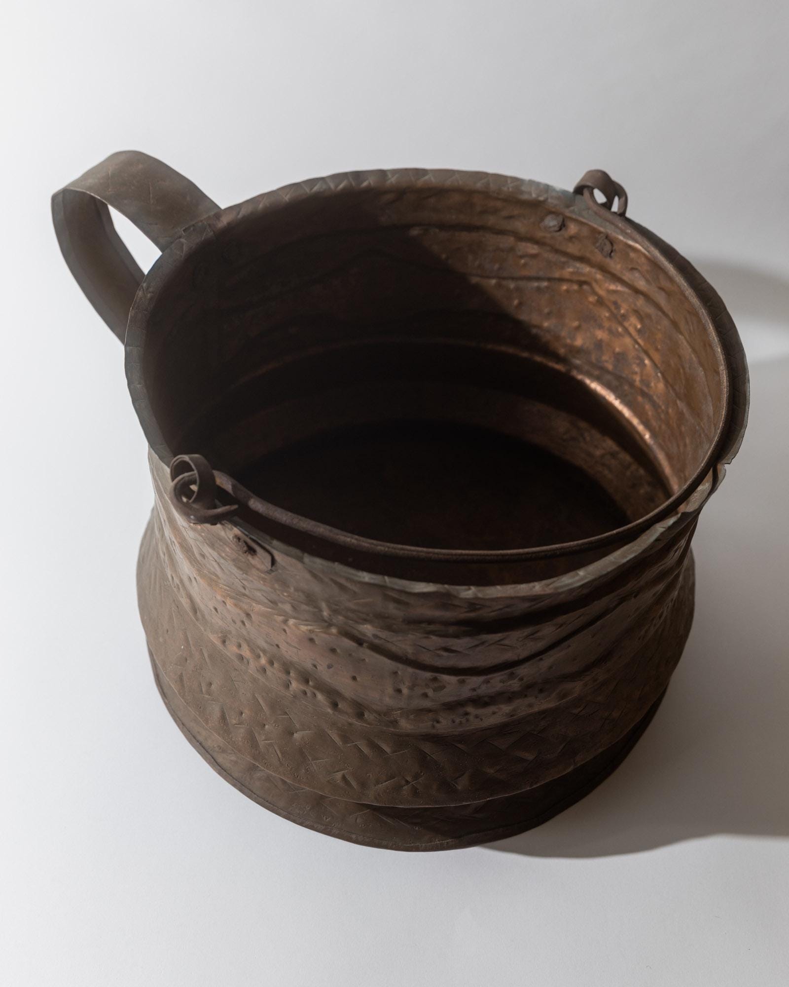 Antique 18th Century Copper Cauldron, Large Hand Hammered Vessel with Dual Handles, Rustic Planter, Timeless Italian Decor, Gift Idea_Bottega Jacobs