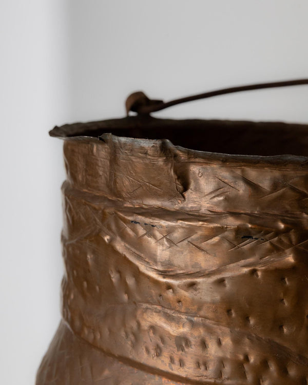 Antique 18th Century Copper Cauldron, Large Hand Hammered Vessel with Dual Handles, Rustic Planter, Timeless Italian Decor, Gift Idea_Bottega Jacobs