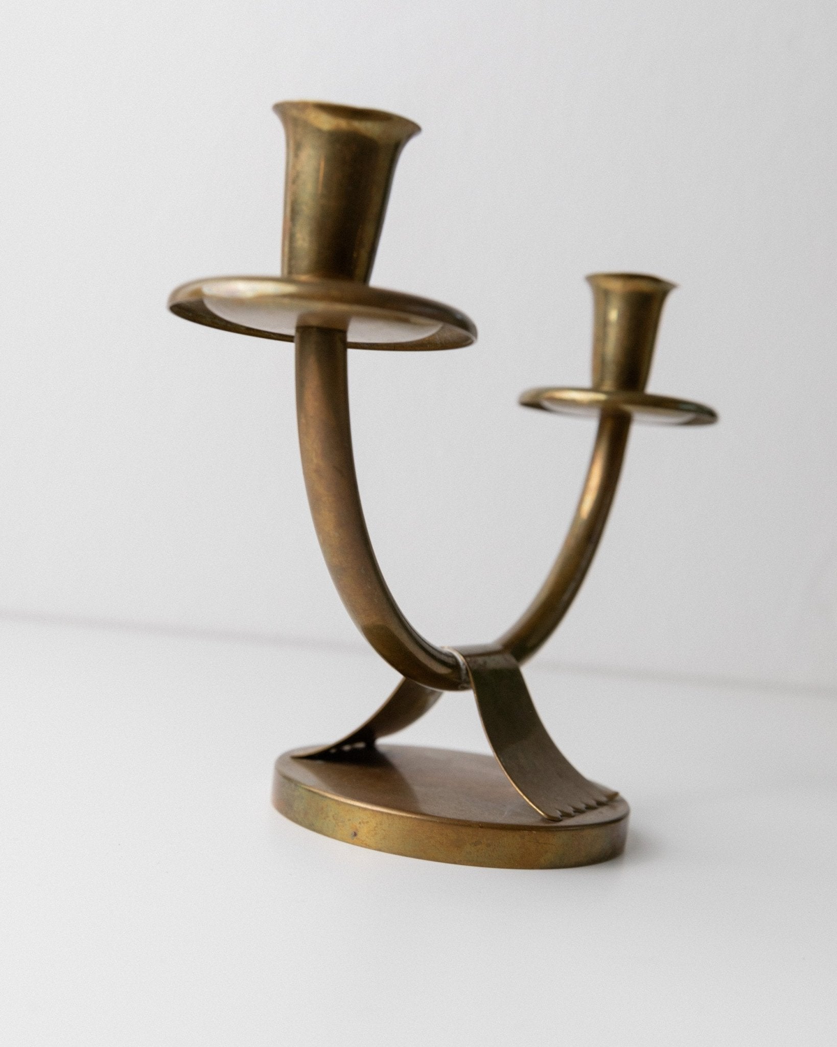Art Deco design vintage brass candlestick - Classic design Italy 1960s - Decorative candlestick for 2 candles, gift idea - Bottega Jacobs