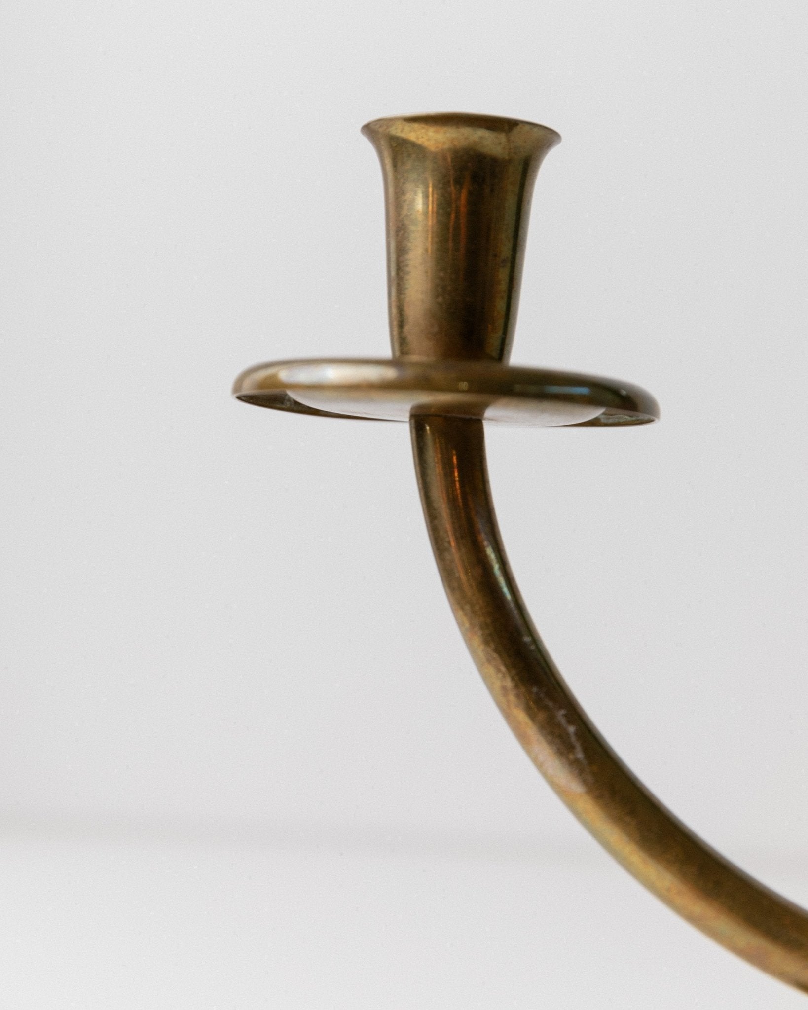 Art Deco design vintage brass candlestick - Classic design Italy 1960s - Decorative candlestick for 2 candles, gift idea - Bottega Jacobs