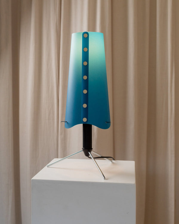 Blue vintage table lamp 80s Memphis style Italy, adjustable metal frame in black and chrome, lampshade with buttons - Bottega Jacobs