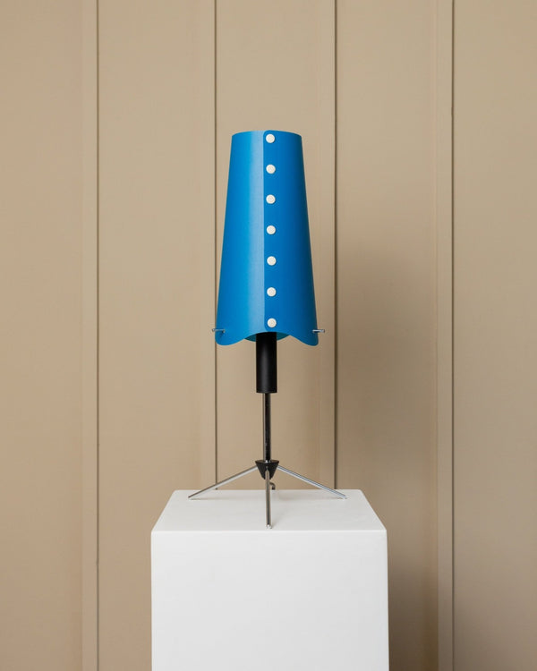 Blue vintage table lamp 80s Memphis style Italy, adjustable metal frame in black and chrome, lampshade with buttons - Bottega Jacobs