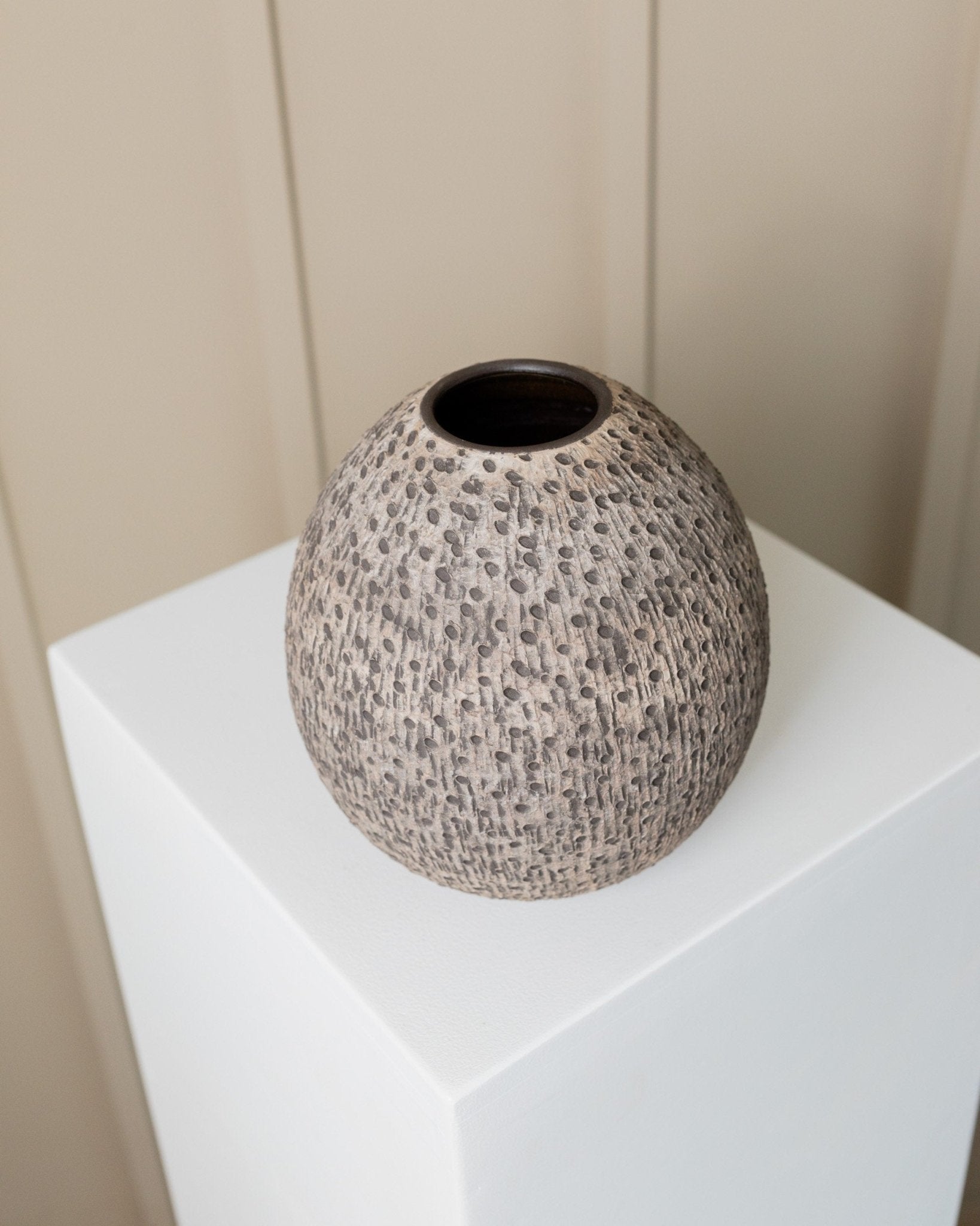 Heiner Hans Körting Studio ceramic vase - organic shape - relief structure - Mid Century Design 70s - Bottega Jacobs