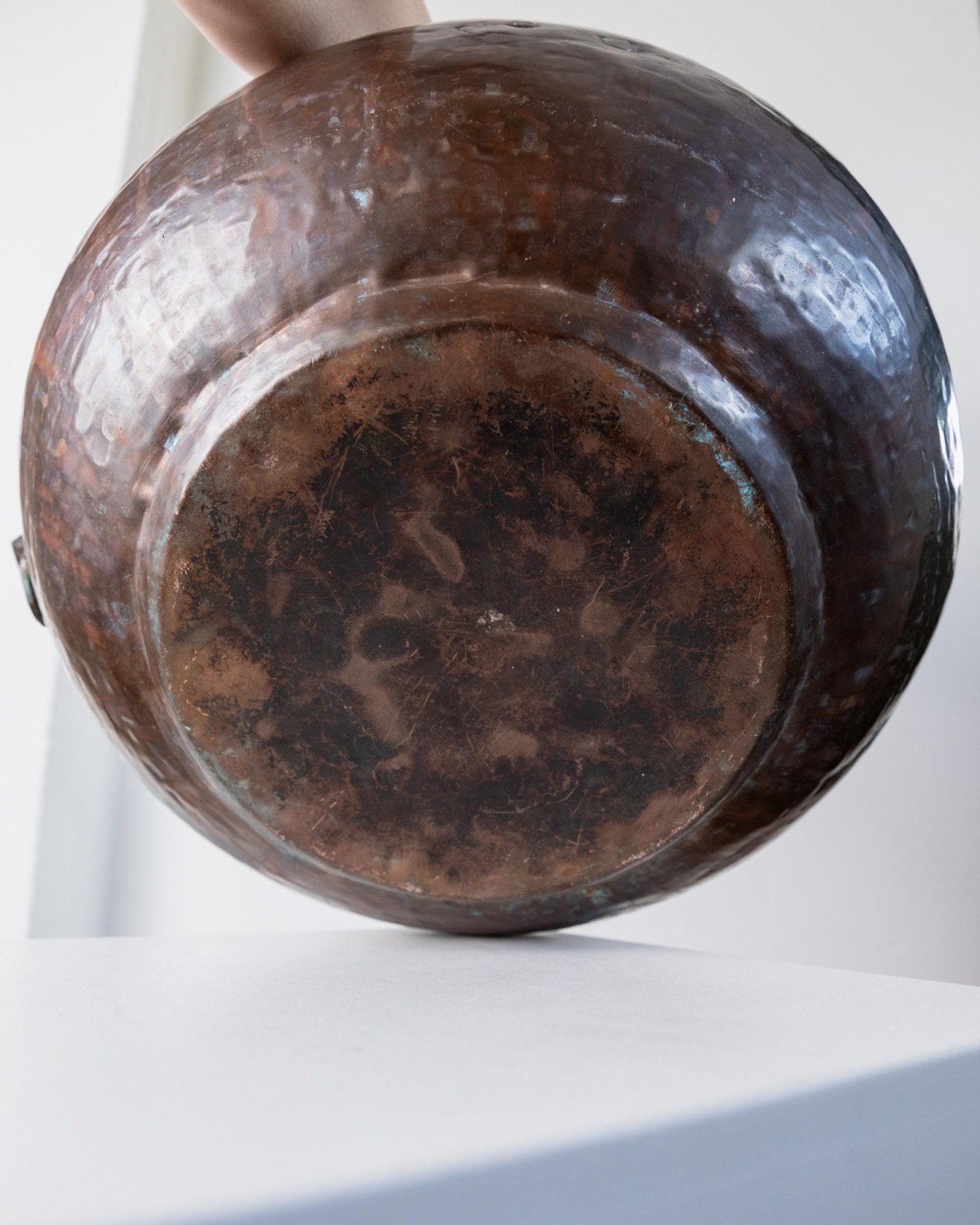 Large Antique Copper and Bronze Jug - Rare Hand - Hammered Vessel - Italy circa 1700 - Decorative Retro Flower Vase, Elegant Unique Gift Idea_Bottega Jacobs