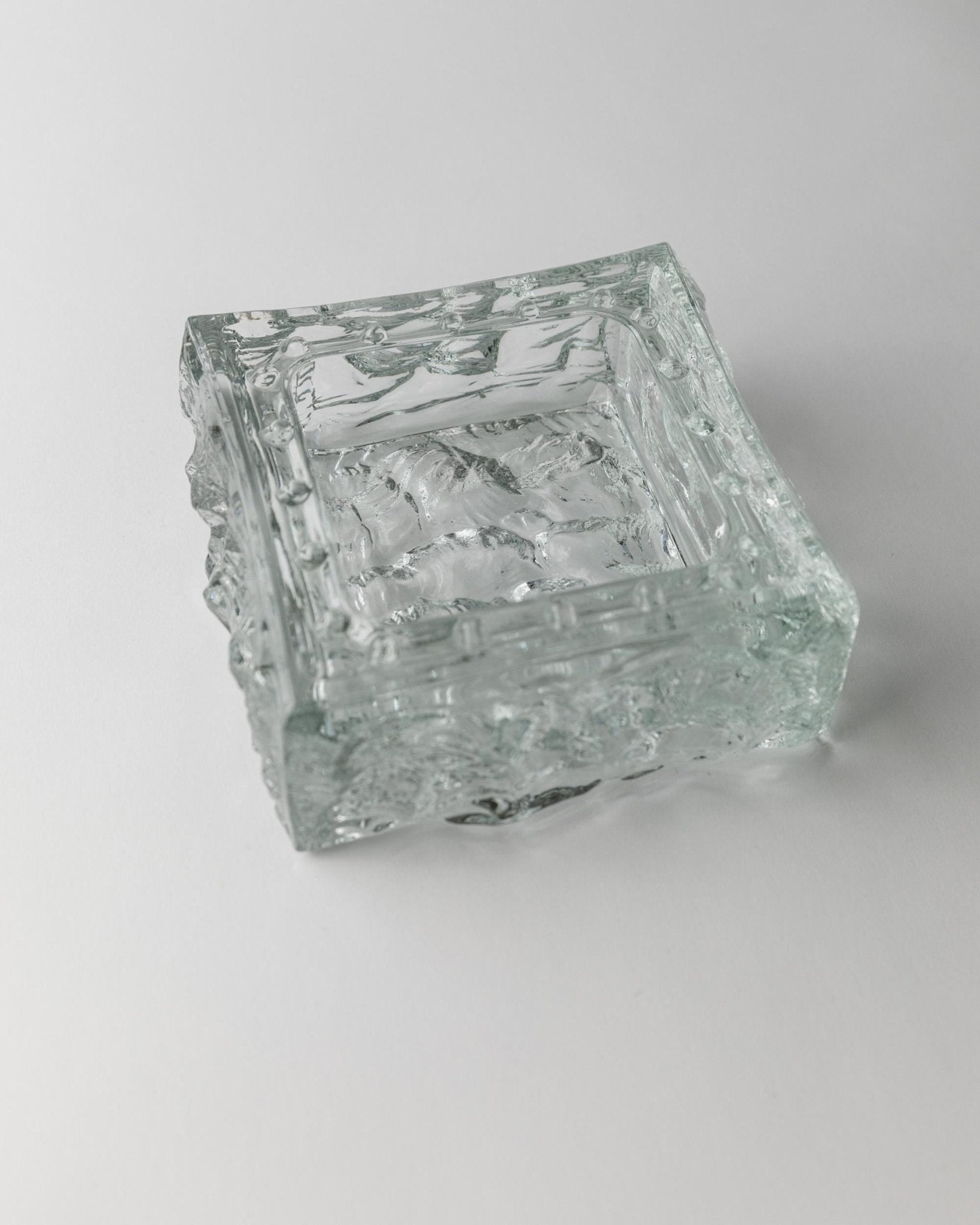 Large Vintage Murano glass ashtray - clear glass, textured, solid, ice structure - design Italy 1970s - gift idea, retro decoration elegant_Bottega Jacobs