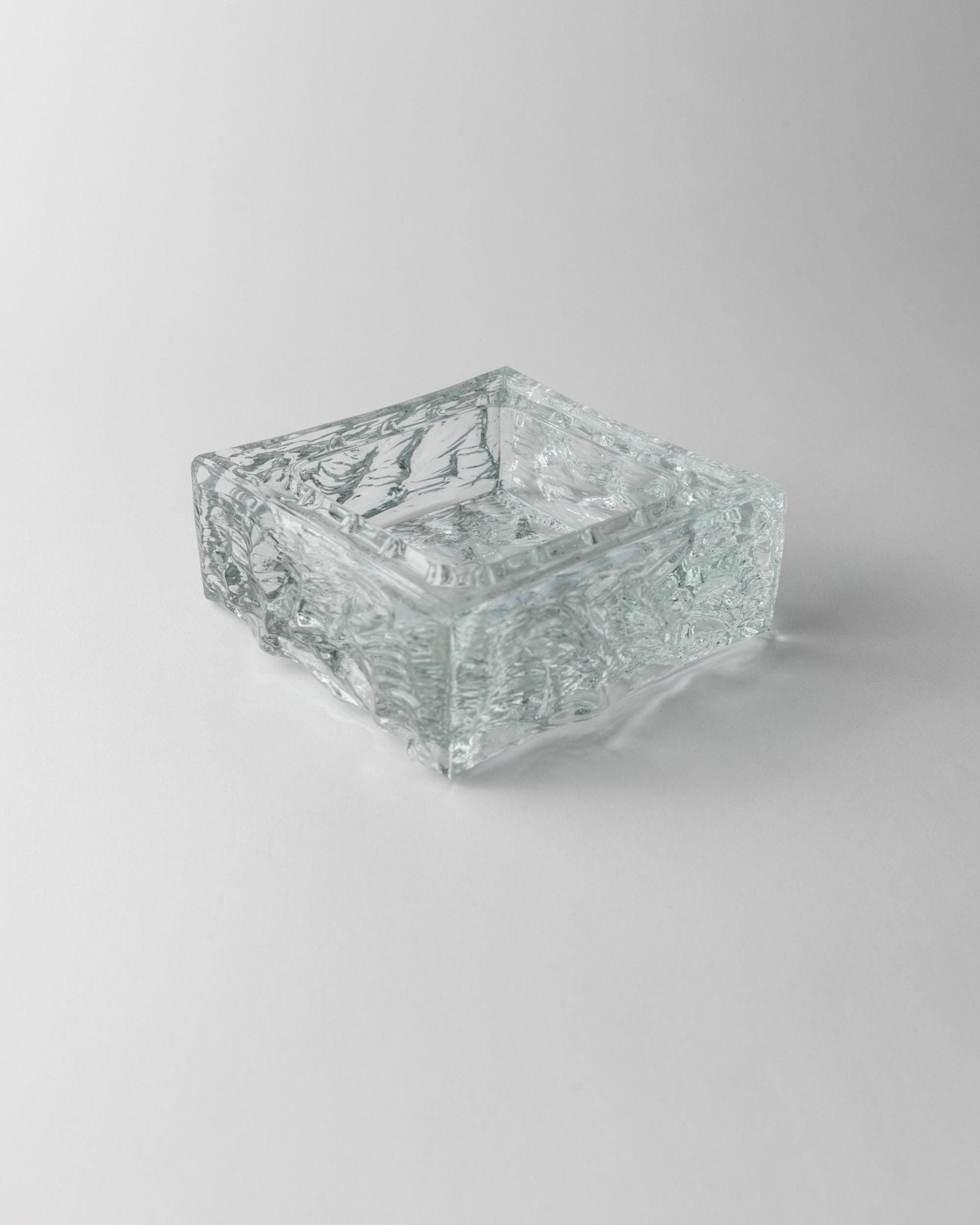 Large Vintage Murano glass ashtray - clear glass, textured, solid, ice structure - design Italy 1970s - gift idea, retro decoration elegant_Bottega Jacobs
