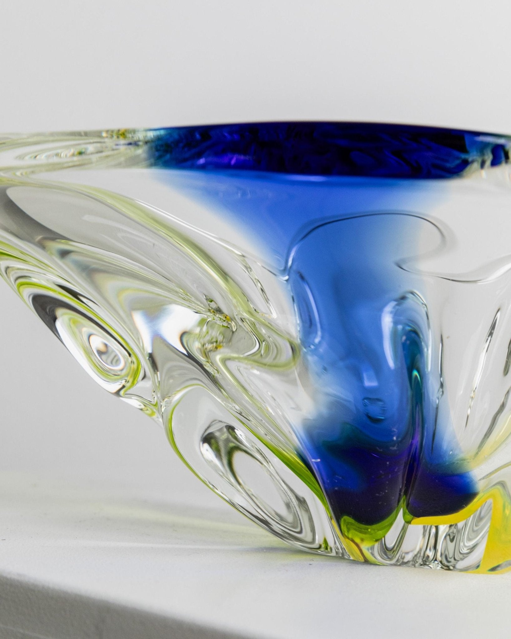 Large Vintage Murano Glass Bowl - Oval Organic Shape, Clear Glass with Blue and Yellow - Design Italy 1970s - Elegant Table Decor, Gift Idea_Bottega Jacobs