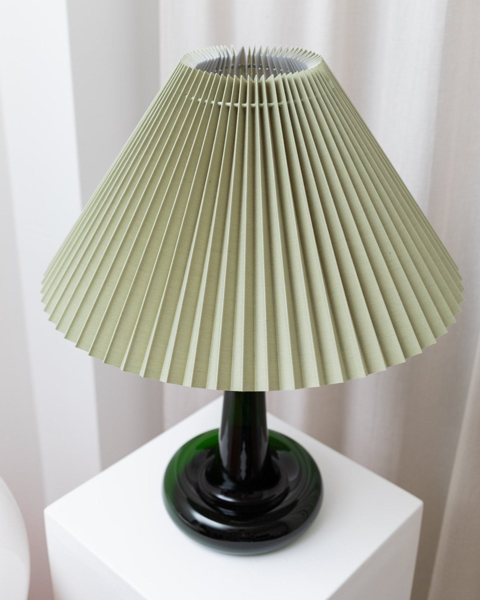 Michael Bang - Holmegaard Table Lamp "Fleur" - Mid Century Denmark - 1970s - Bottega Jacobs