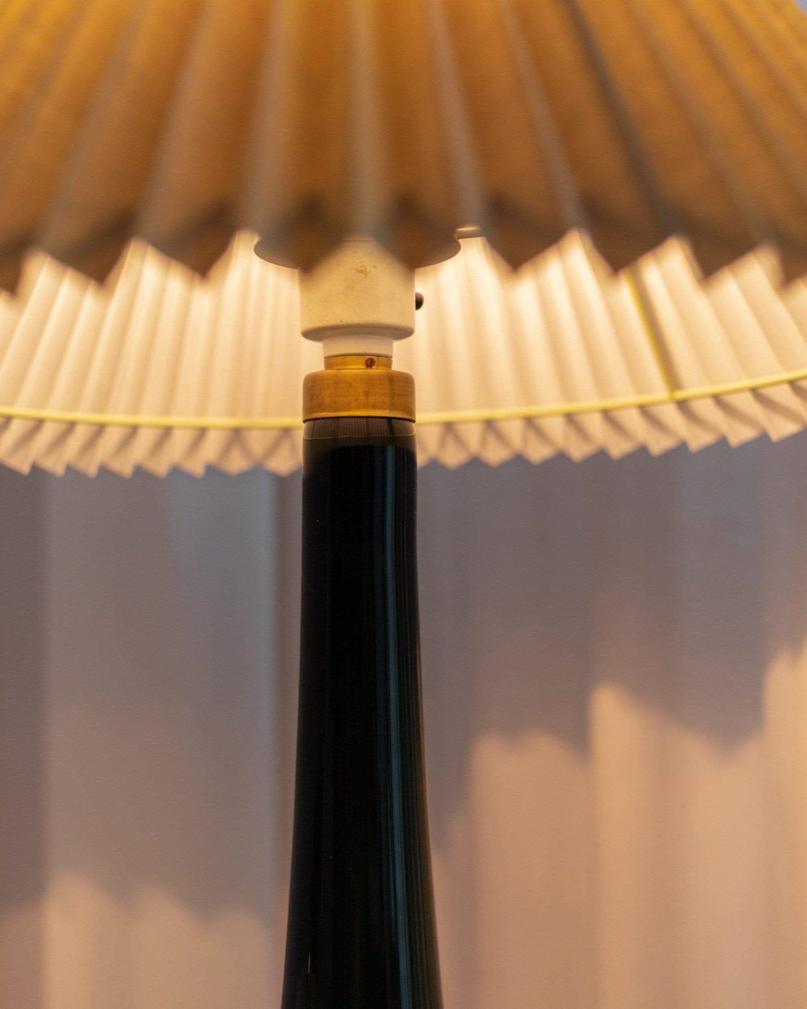 Michael Bang - Holmegaard Table Lamp "Fleur" - Mid Century Denmark - 1970s - Bottega Jacobs