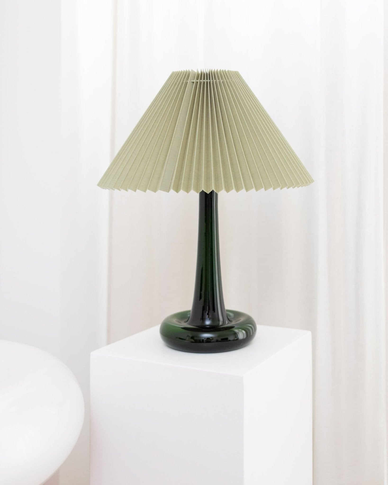Michael Bang - Holmegaard Table Lamp "Fleur" - Mid Century Denmark - 1970s - Bottega Jacobs