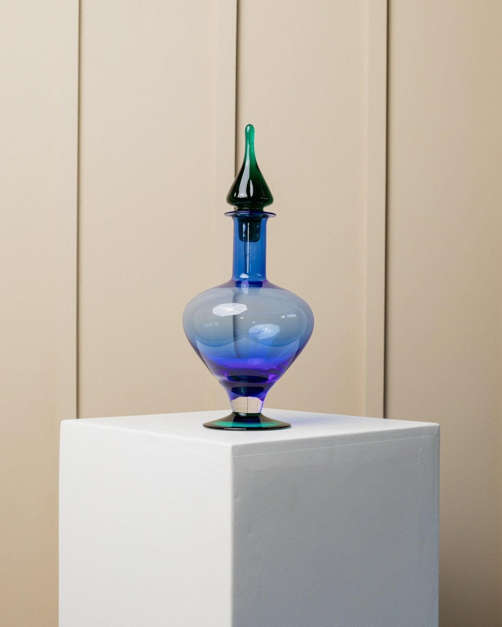 Murano glass vase, decanter, carafe - green blue with glass stopper - Mid Century Design Italy 1970s - Bottega Jacobs