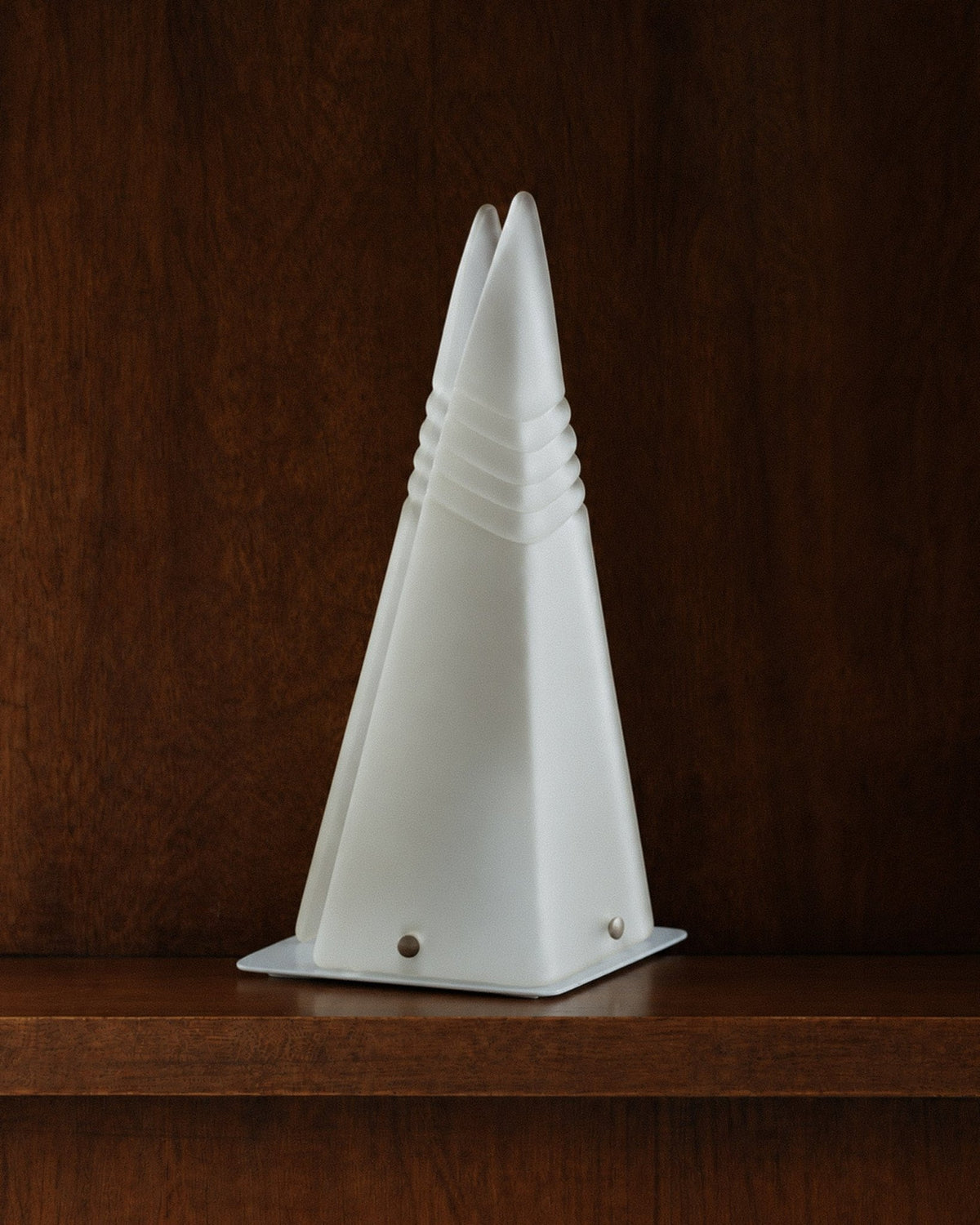 Murano pyramid table lamp in frosted glass - original Space Age Design - Made in Italy - 70s_Bottega Jacobs