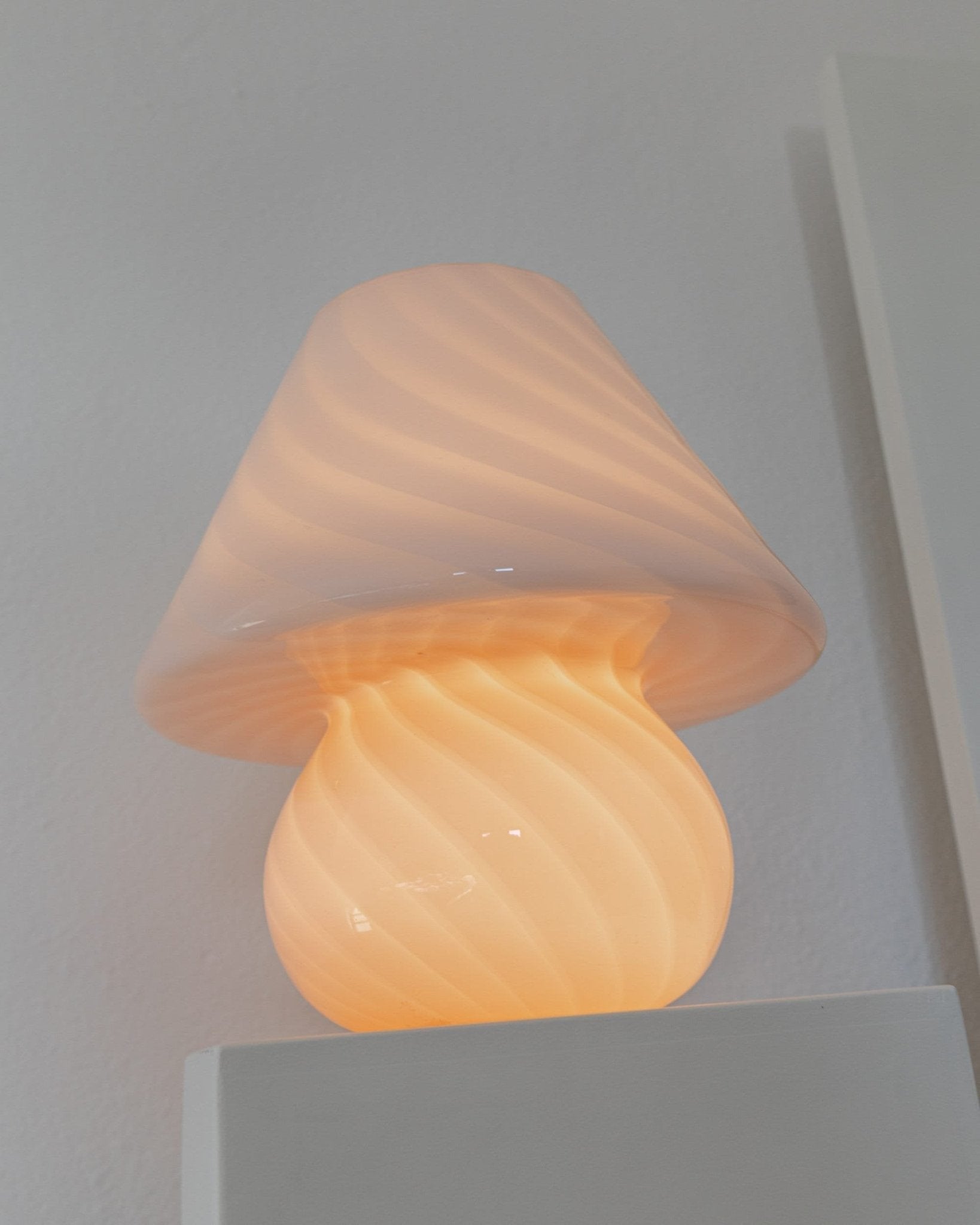 Pink XXL Mushroom Swirl Desk Lamp - Murano Glass Vintage - Mid Century Design - 70s - Bottega Jacobs