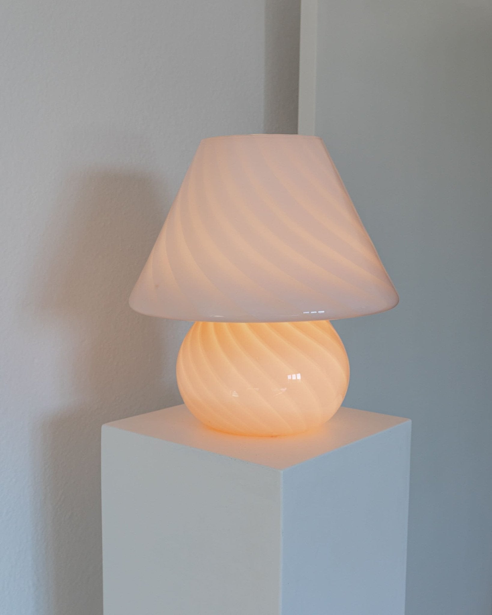 Pink XXL Mushroom Swirl Desk Lamp - Murano Glass Vintage - Mid Century Design - 70s - Bottega Jacobs
