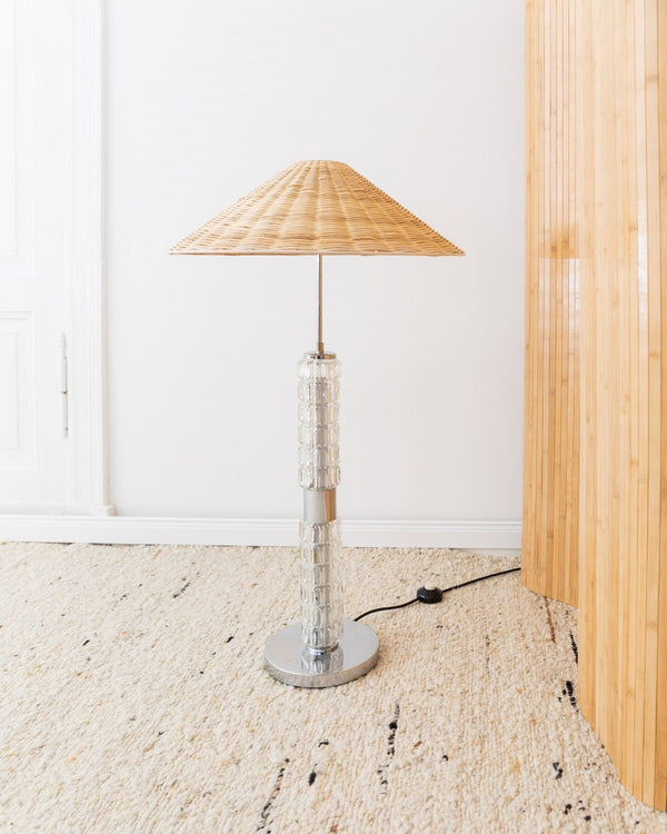 Richard Essig floor or table lamp with illuminated glass body - Mid Century 1960s - Bottega Jacobs