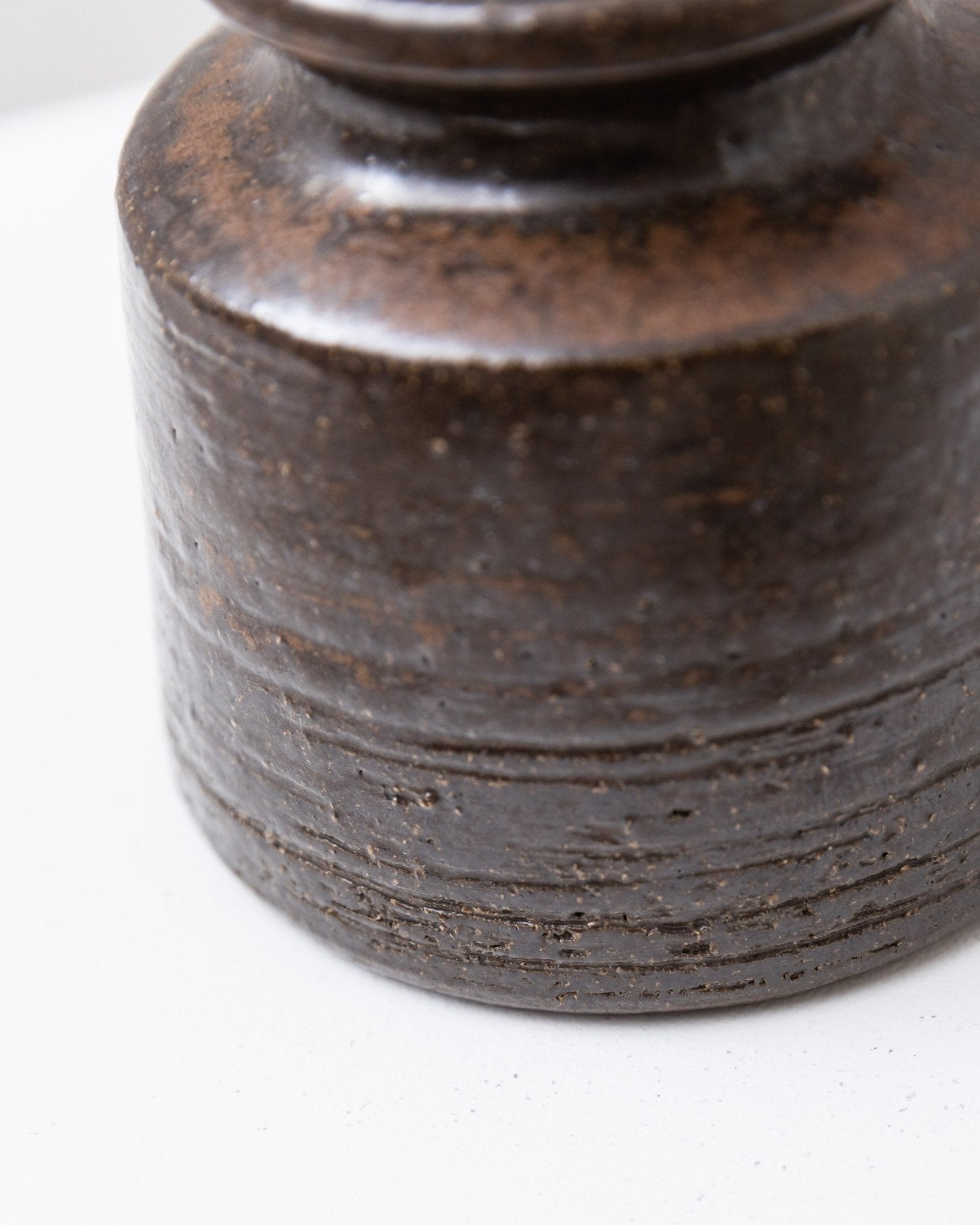 Rudi Stahl Studio ceramic vase - organic shape in dark brown - fireclay stoneware - Mid Century 1960s - Bottega Jacobs