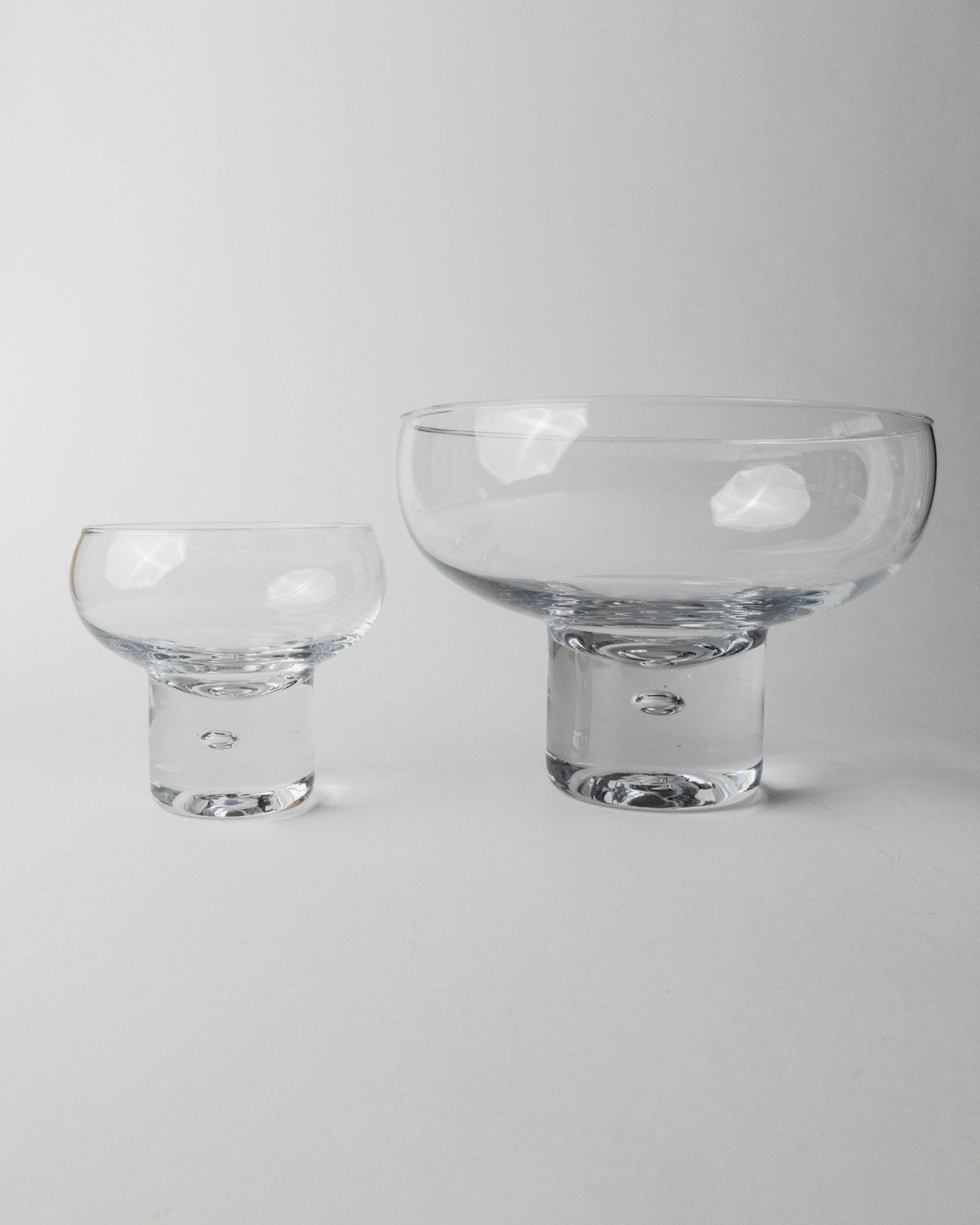 Set 6 Vintage Drinking Glasses and 1 Bowl - by Vicke Lindstrand for Kosta Boda Italy 1960s - Champagne Glasses, Dessert Bowls, Gift Idea_Bottega Jacobs