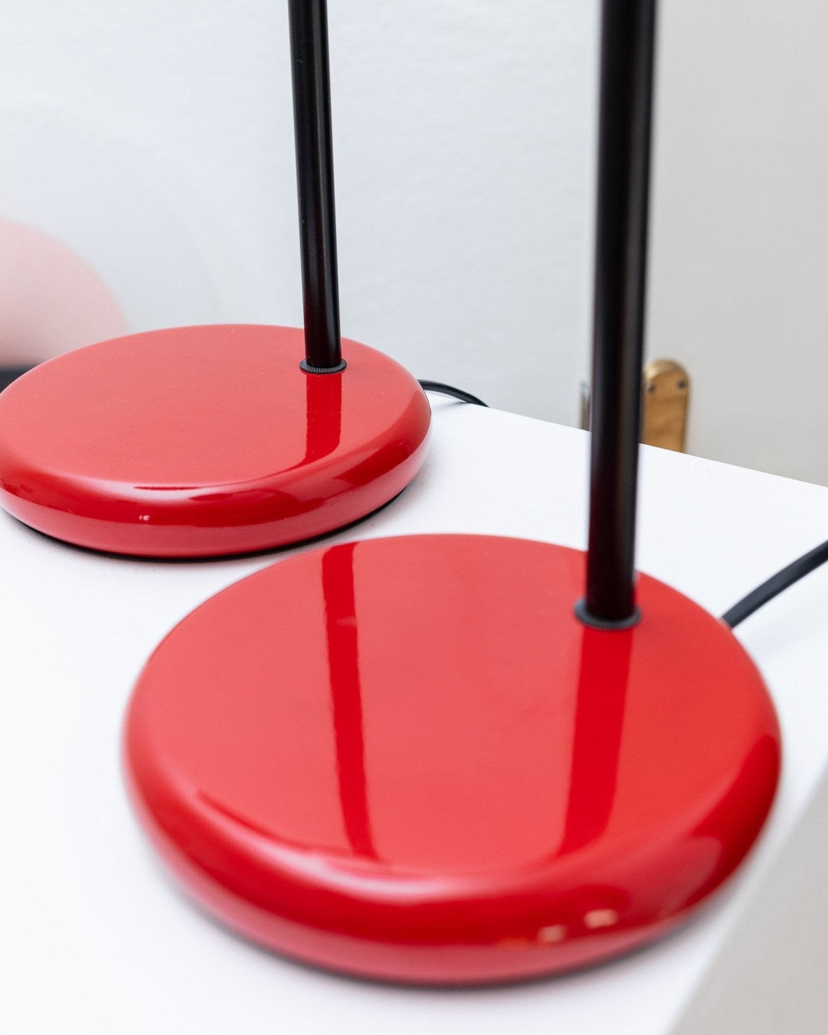 Set of 2 red vintage table lamps - Postmodern Memphis design - Italy 1980s - Bottega Jacobs