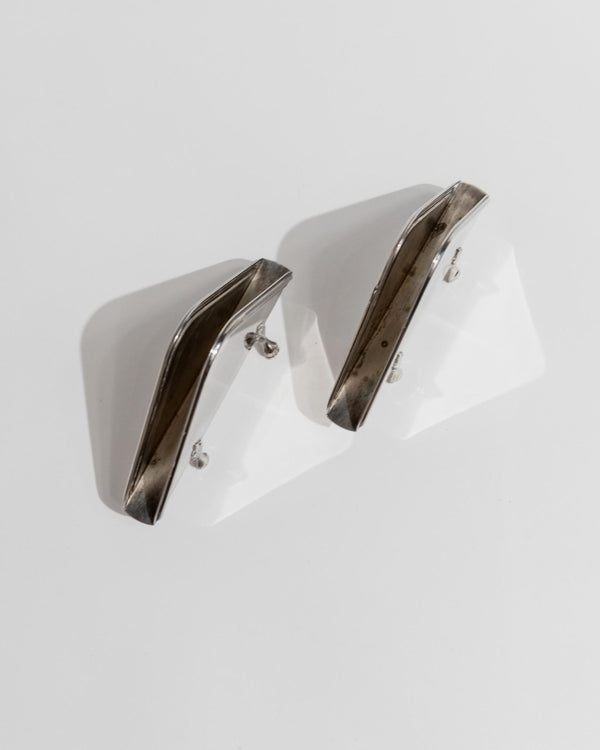 Set of 2 Triangular Napkin Holders, Silverplated - Timeless Design with Small Paw Details Italy 1970s - Noble Table Decor, Elegant Gift Idea_Bottega Jacobs