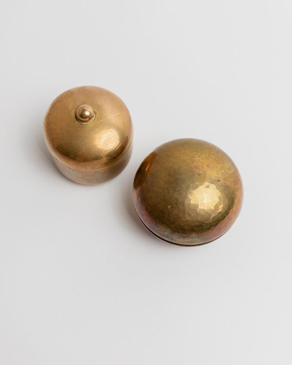 Set of 2 Vintage Brass Tins with Lid - handmade, timeless Design, Italy 1950s - Gift boxes, Storage for Jewelry, Medicine, elegant Gift Idea_Bottega Jacobs