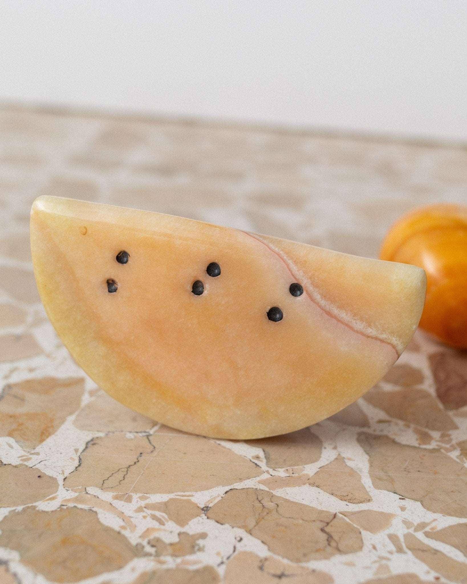 Set of 5 vintage alabaster fruits - yellow stone fruit handmade - Mid Century Design - Italy 1970s - Bottega Jacobs