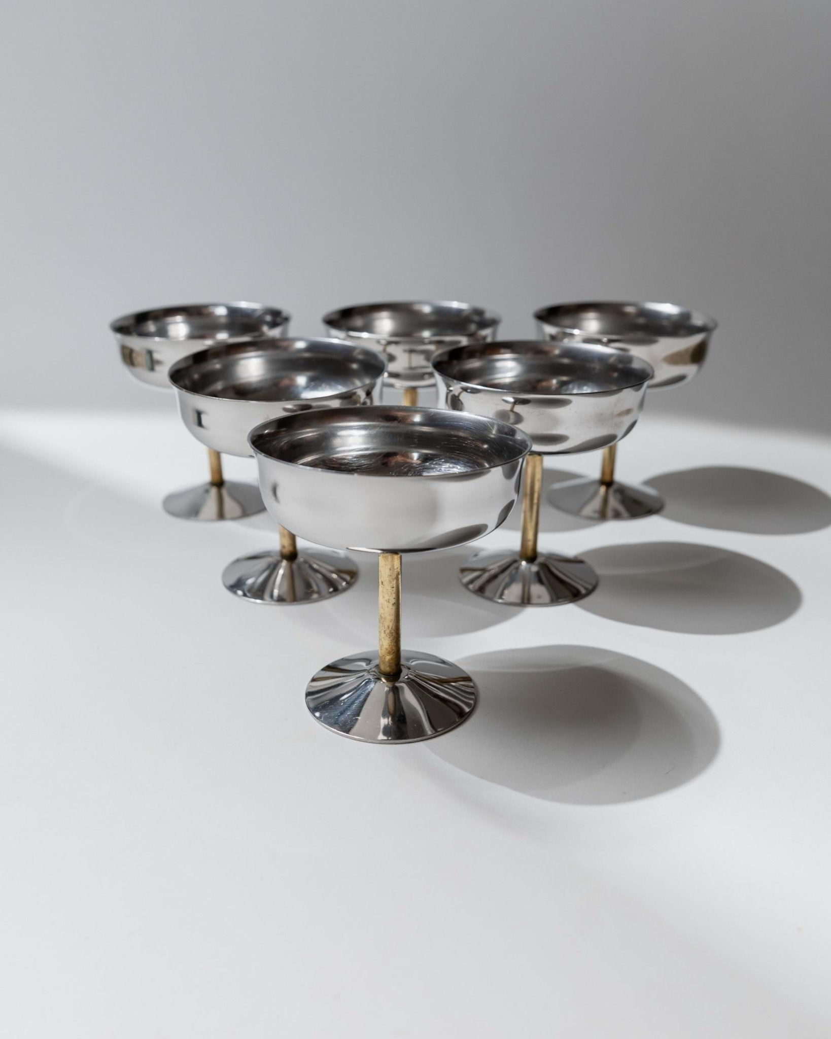 Set of 6 Vintage Champagne Bowls - Stainless Steel with Golden Stem, Timeless Design Italy 1970s - Gift Idea Elegant, Retro Table Decoration_Bottega Jacobs