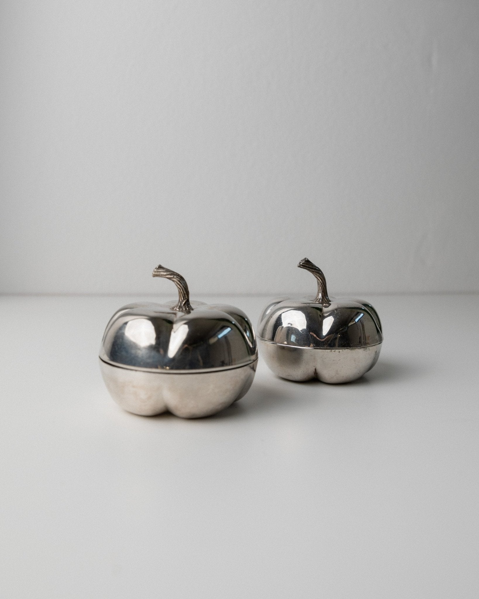 Silver-plated vintage Christian Dior Pumpkin set - lighter and