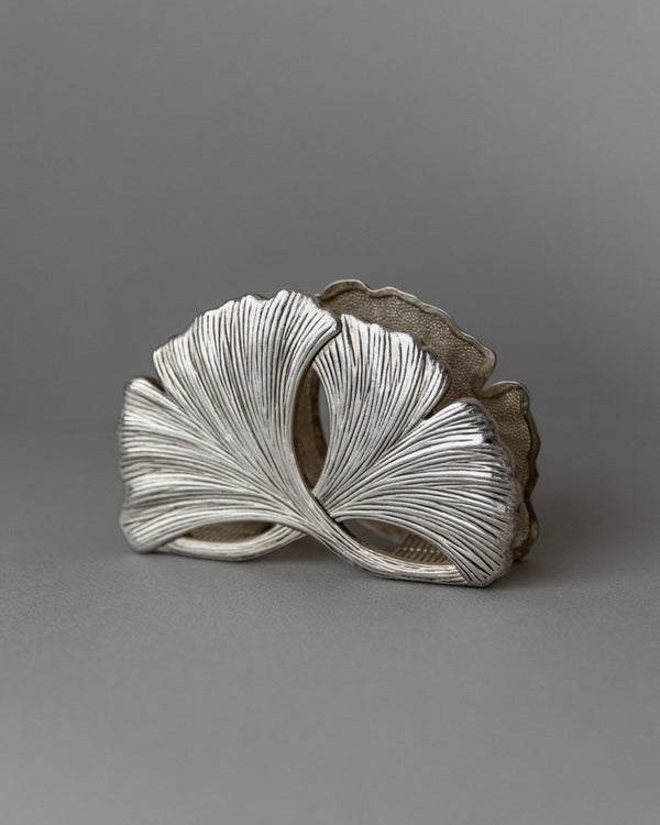 Silver - plated vintage napkin or magazine holder, timeless design gingko motif Italy 1960s - Noble table decoration, elegant gift idea - Bottega Jacobs
