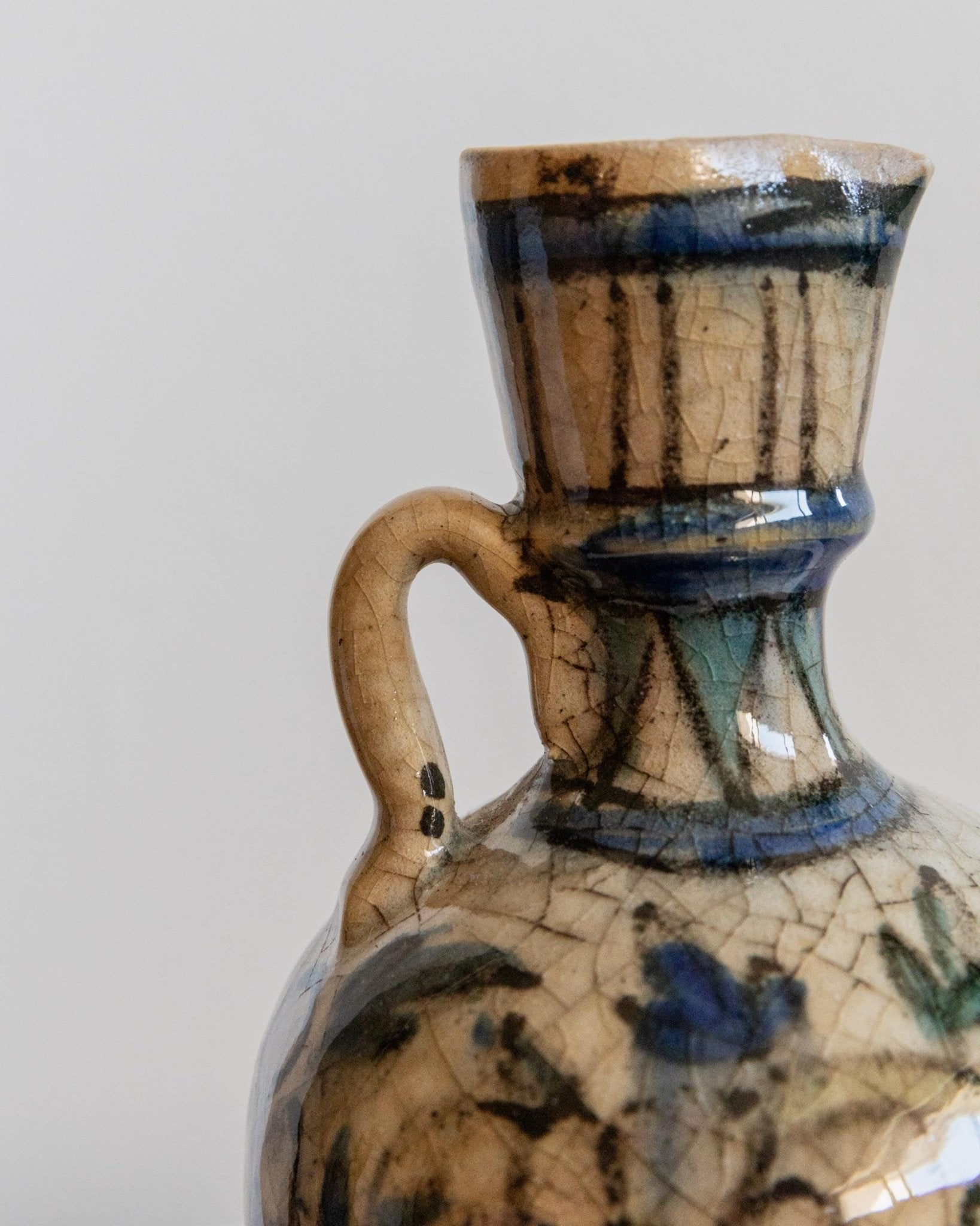 Vintage 18th Century Ceramic Vase, Hand Painted Near Eastern Design with Floral Pattern and Handle, Small Decorative Art Object, Gift Idea_Bottega Jacobs
