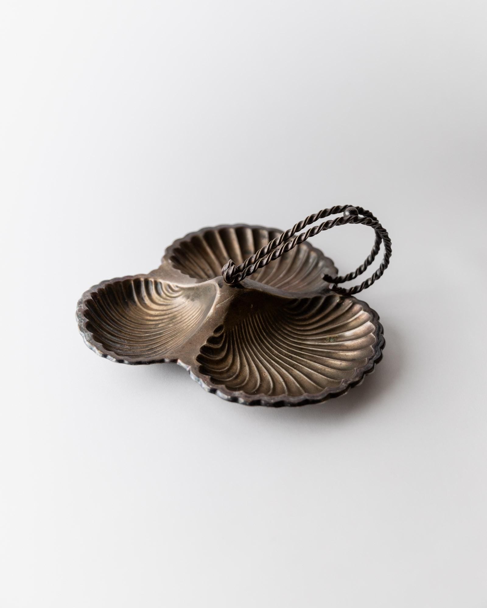 Vintage 1900 Silver Plated Centerpiece Bowl by Mappin and Webb England, Three Shaped Shell Form with Handle, Elegant Table Decor, Gift Idea_Bottega Jacobs