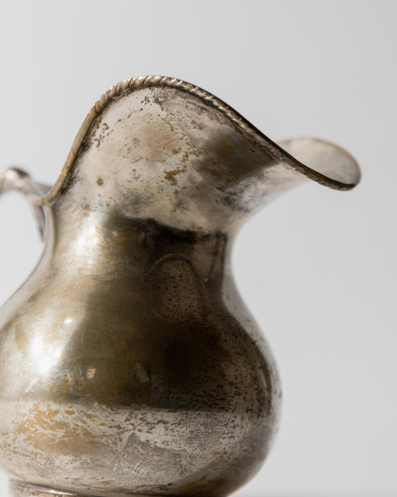 Vintage 1920s Hammered Silver Plated Creamer, by Calegaro Padua, Twisted Handle Design, Elegant Craftsmanship, Table Accent, Gift Idea_Bottega Jacobs
