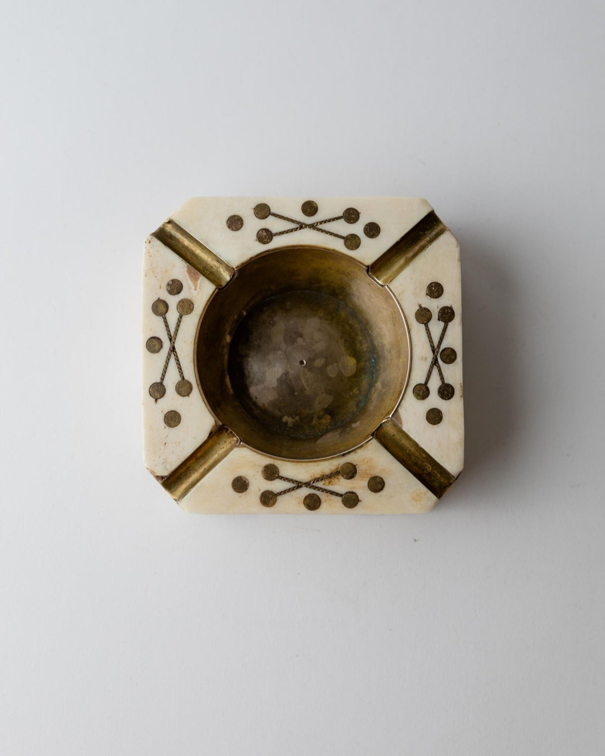 Vintage 1930s Ashtray, Camel Bone and Brass with Fine Inlay Details, Traditional Moroccan Handcrafted Ethnic Table Decor, Timeless Gift Idea_Bottega Jacobs