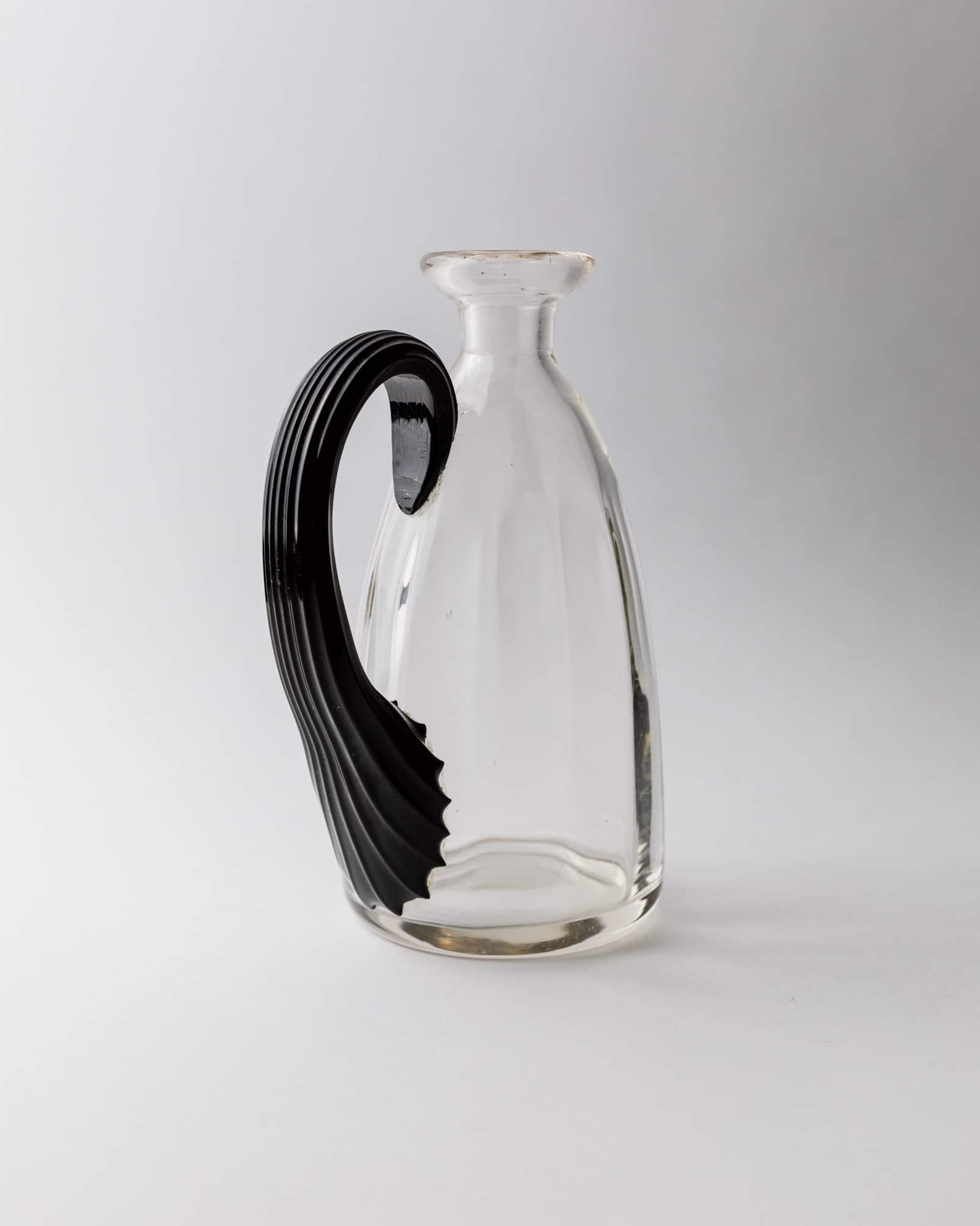 Vintage 1930s Murano Glass Vase or Pitcher, Clear Glass with Curved Structured Handle, Elegant Italian Design Object, Table Decor, Timeless Gift Idea_Bottega Jacobs