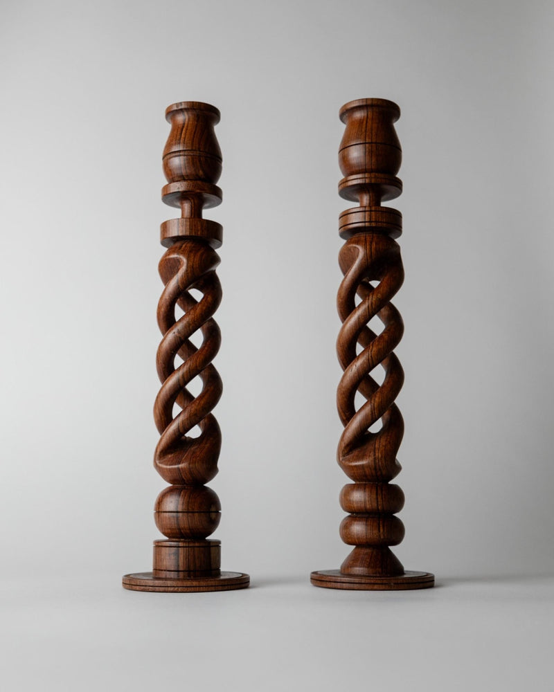 Vintage 1930s Oak Wood Candle Holders Set of 2, English Open Twist Design, Hand Turned Wooden Candlesticks, Table Decor, Timeless Gift Idea_Bottega Jacobs